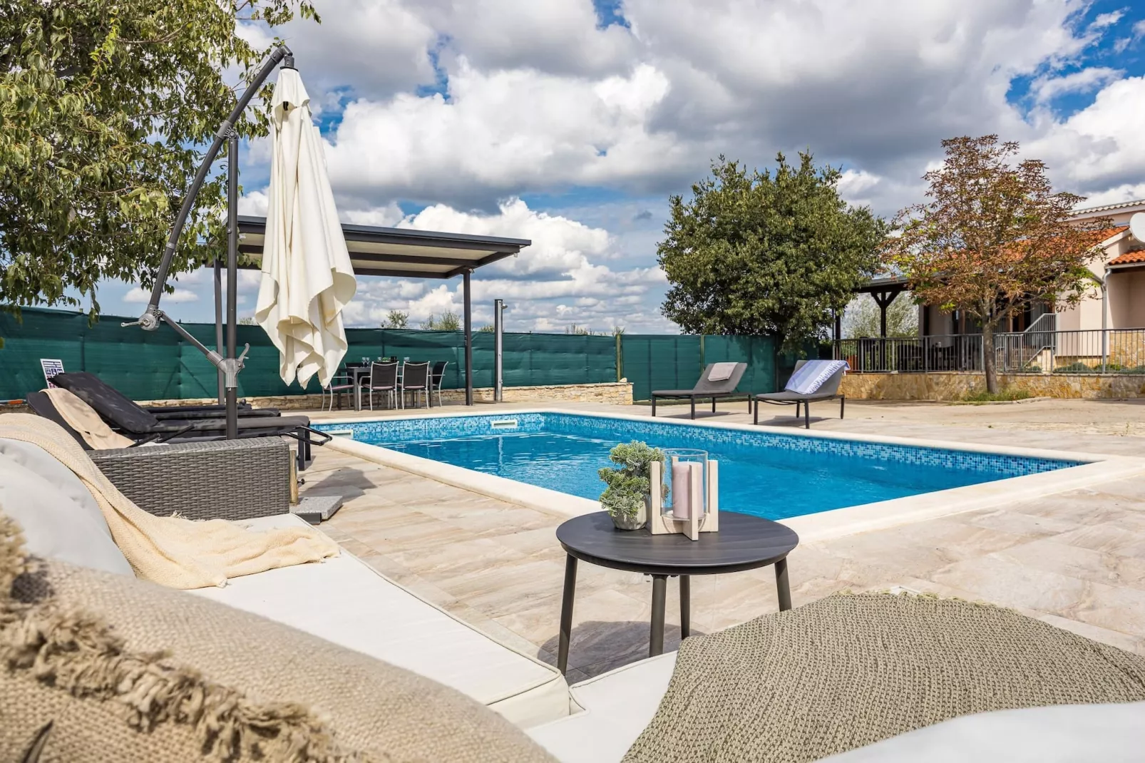 Villa San Antonio with Private Pool-Schwimmbad