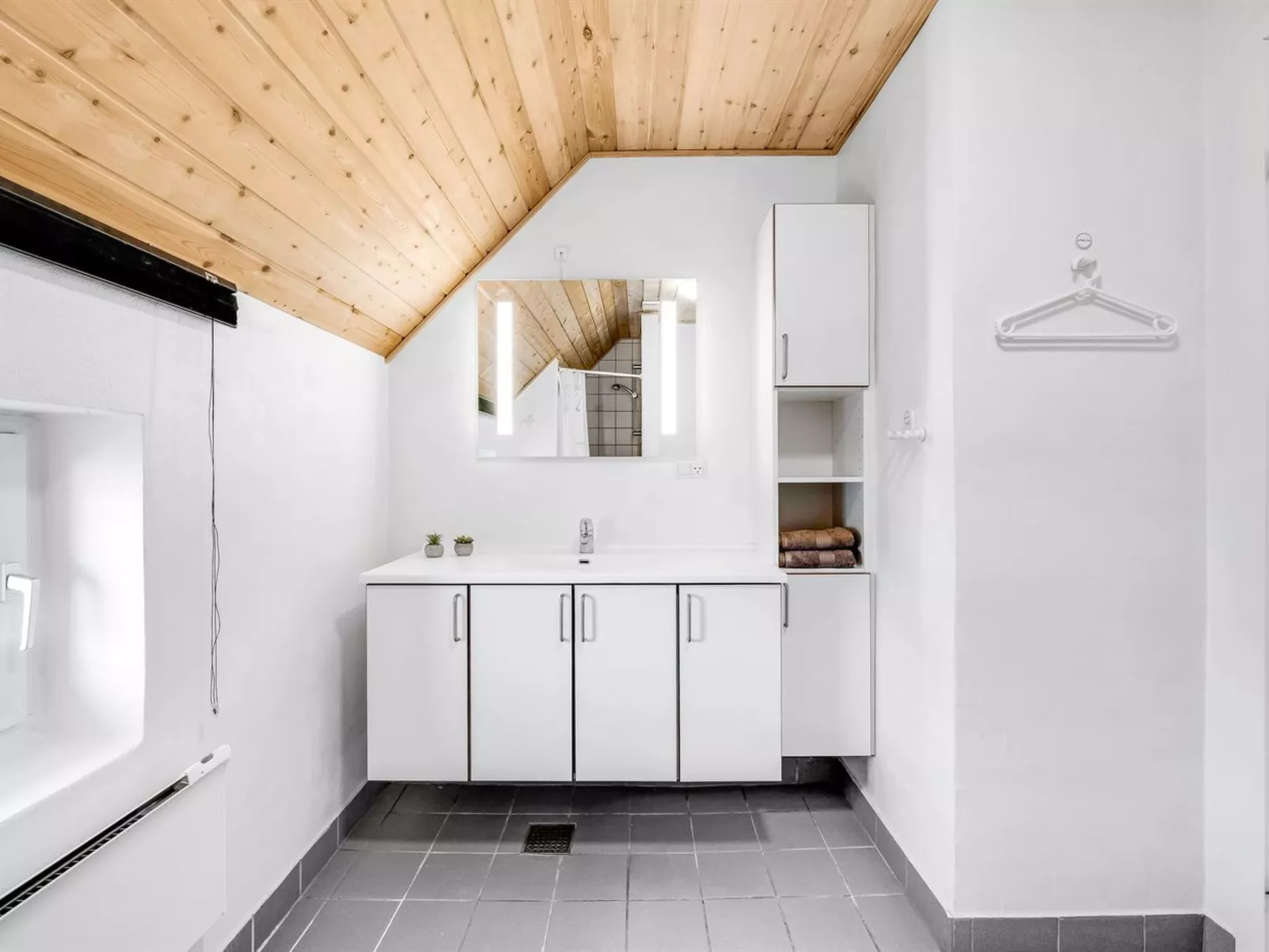 "Malti" - 1.3km from the sea-Inside