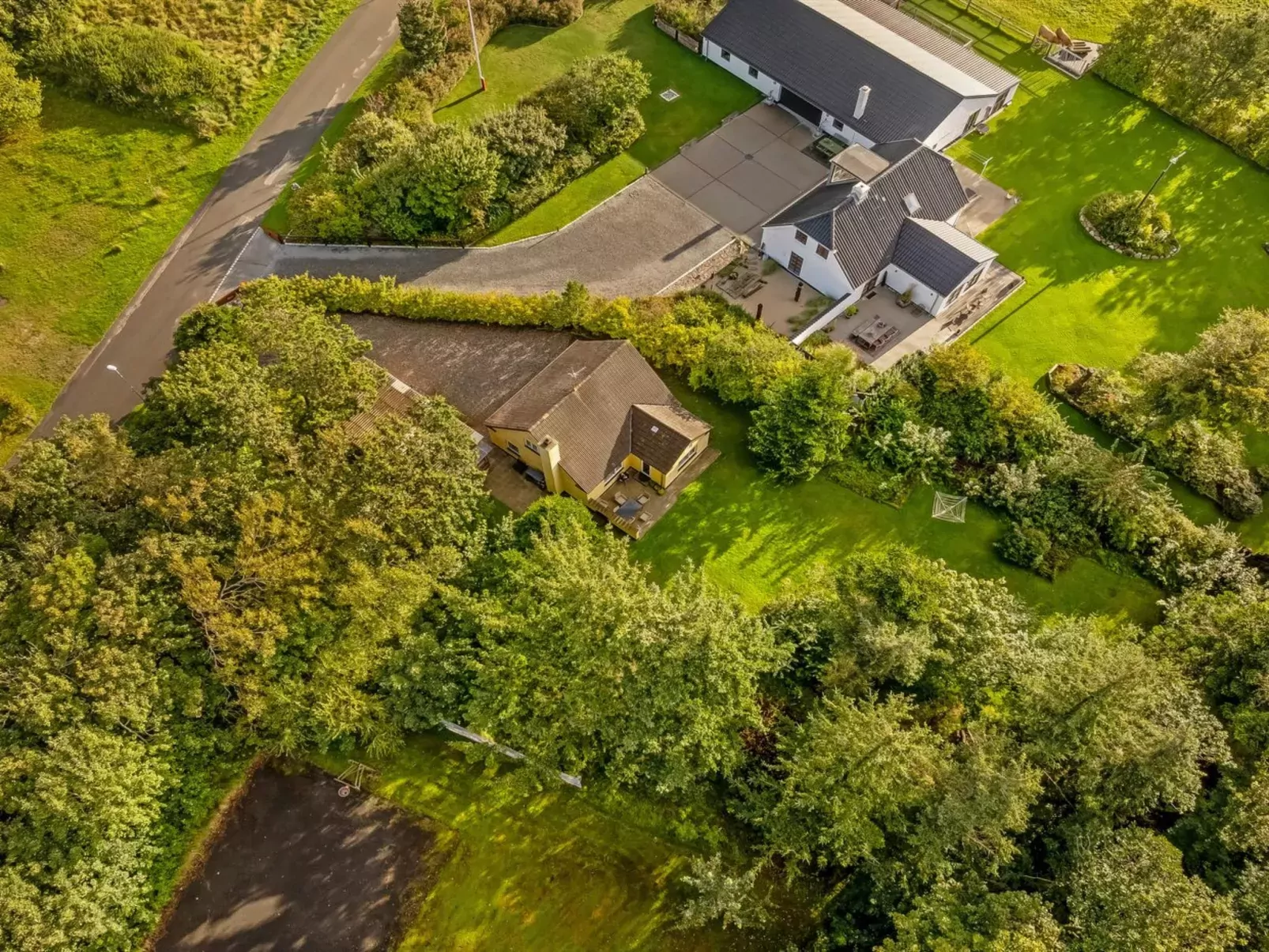"Birtir" - 750m from the sea-Outside