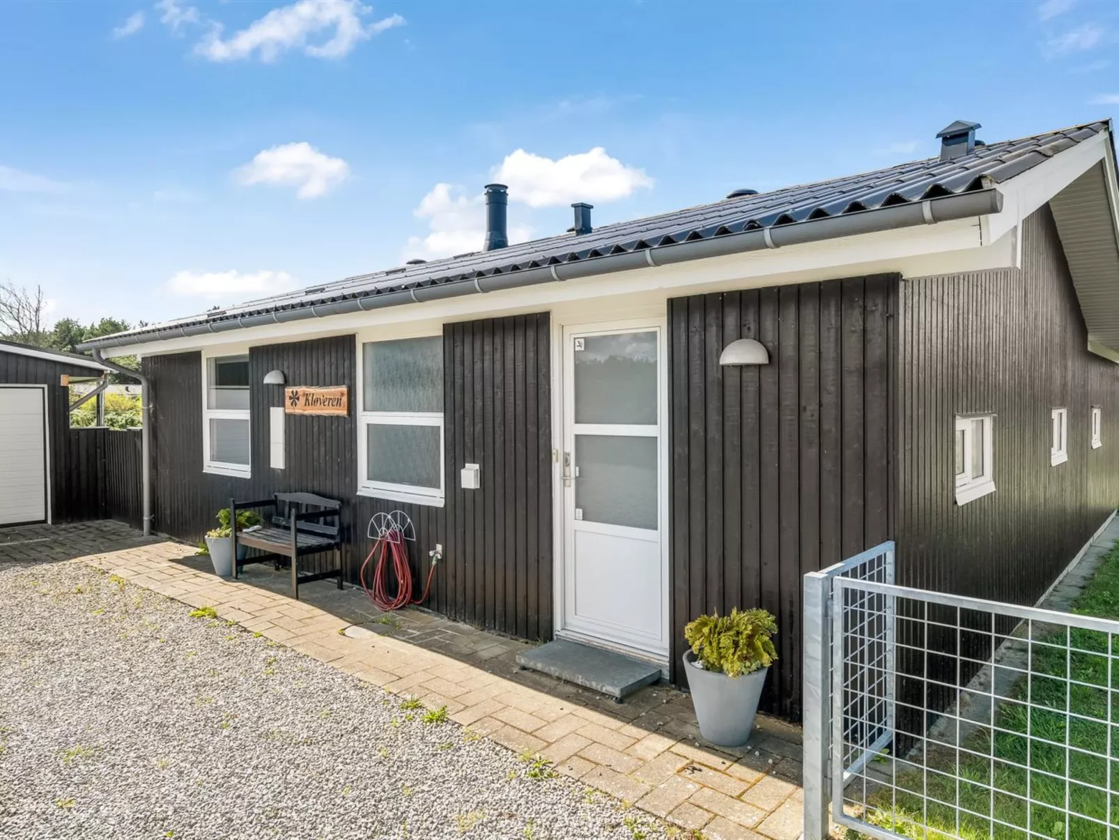 "Signe" - 700m from the sea-Outside