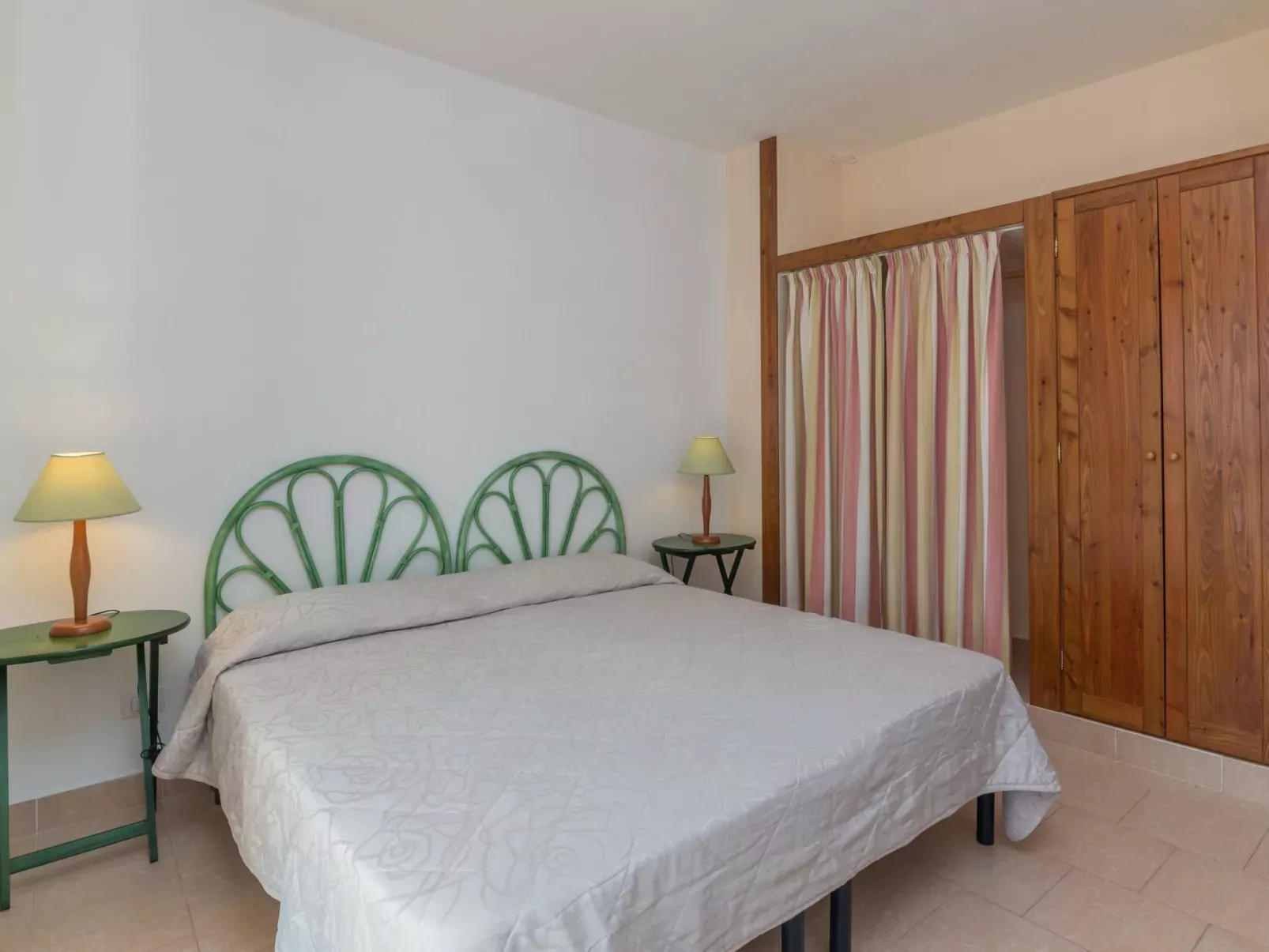 Vignola House 2-Inside