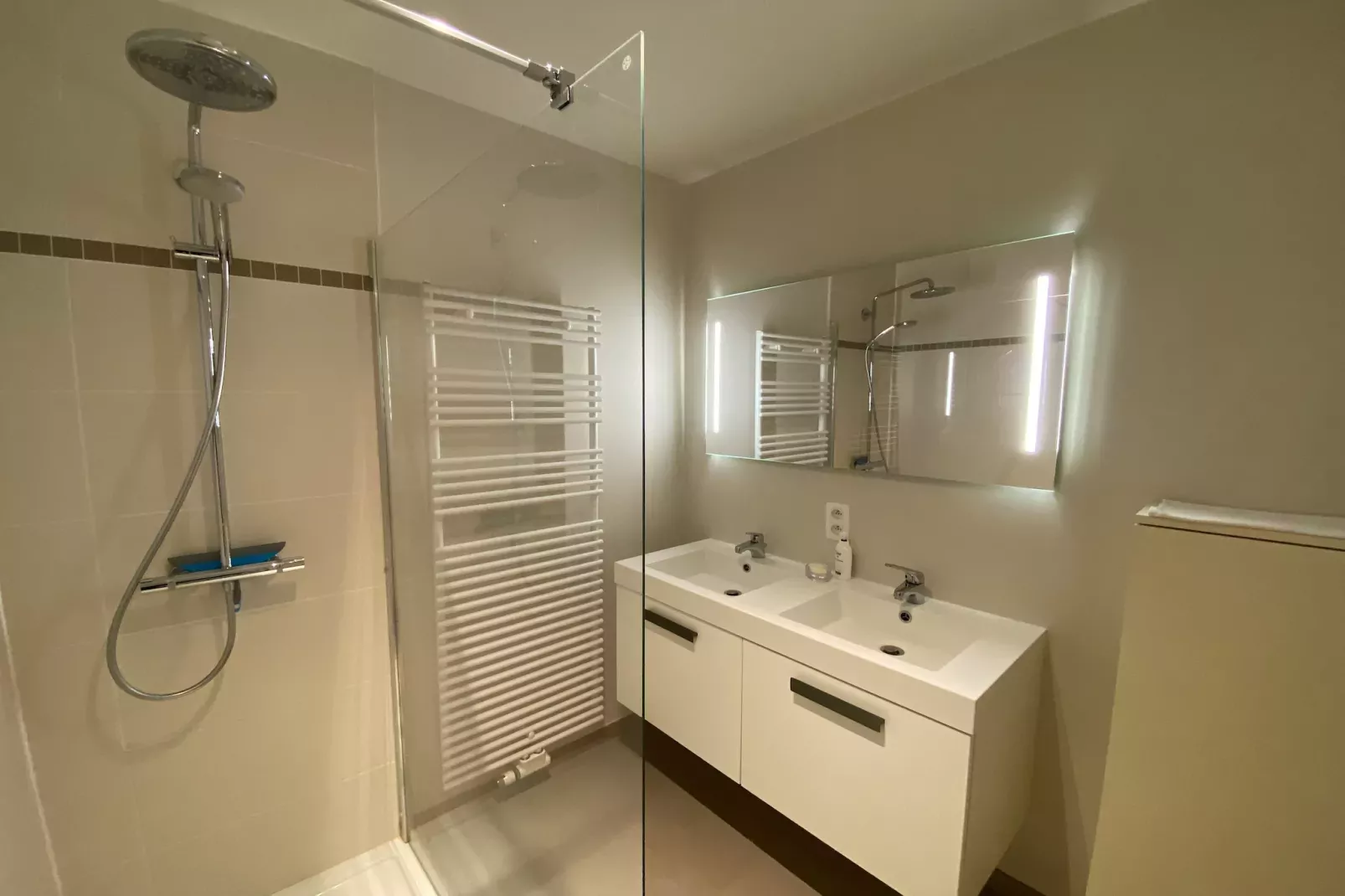 KARTHUIZER B 0004PK-Bathroom