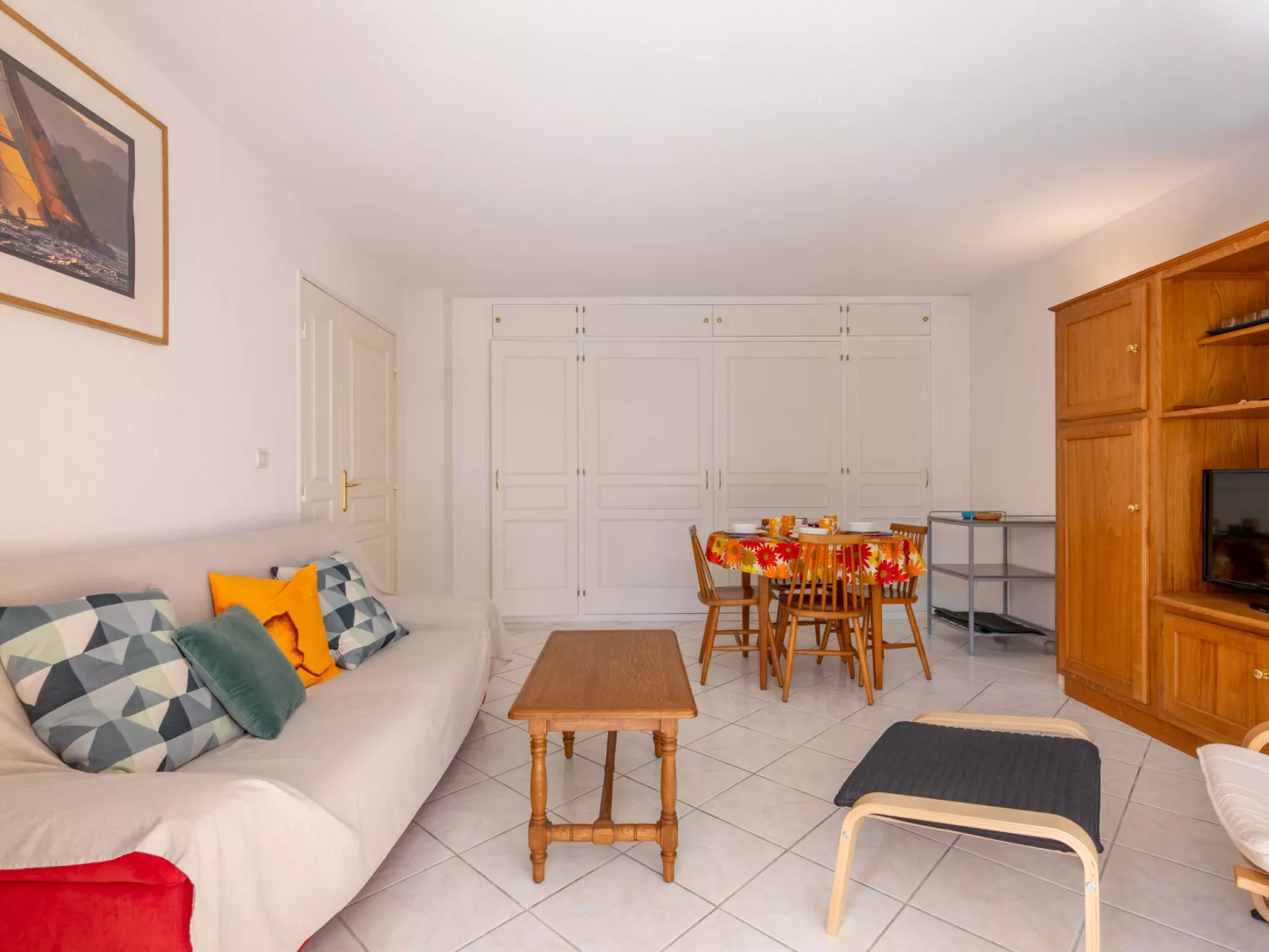 Le Clos Saint Saens-Inside