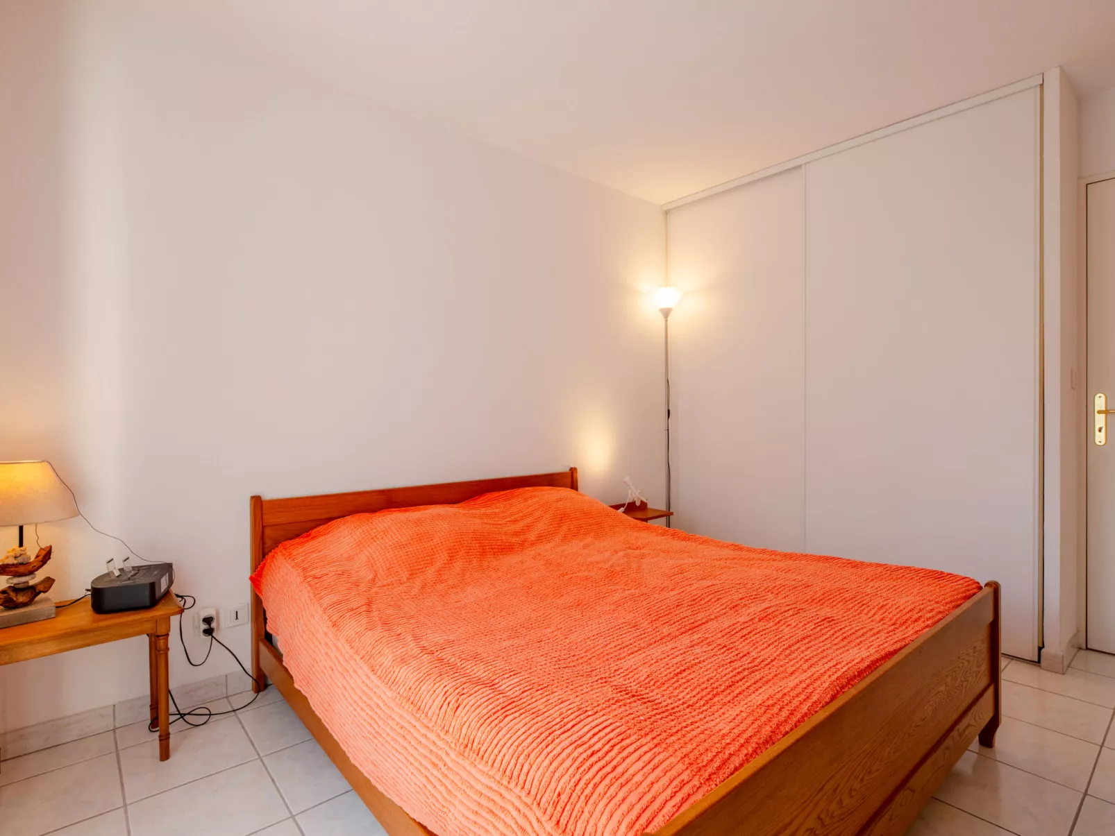 Le Clos Saint Saens-Inside