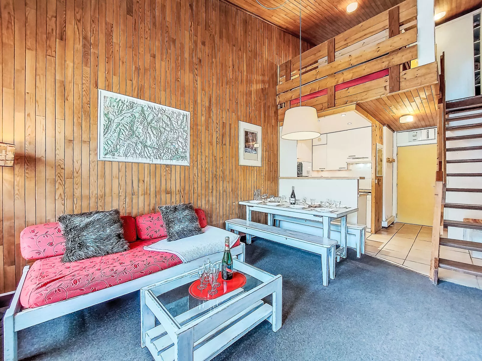 Le Grand Tichot A et B (Val Claret)-Inside