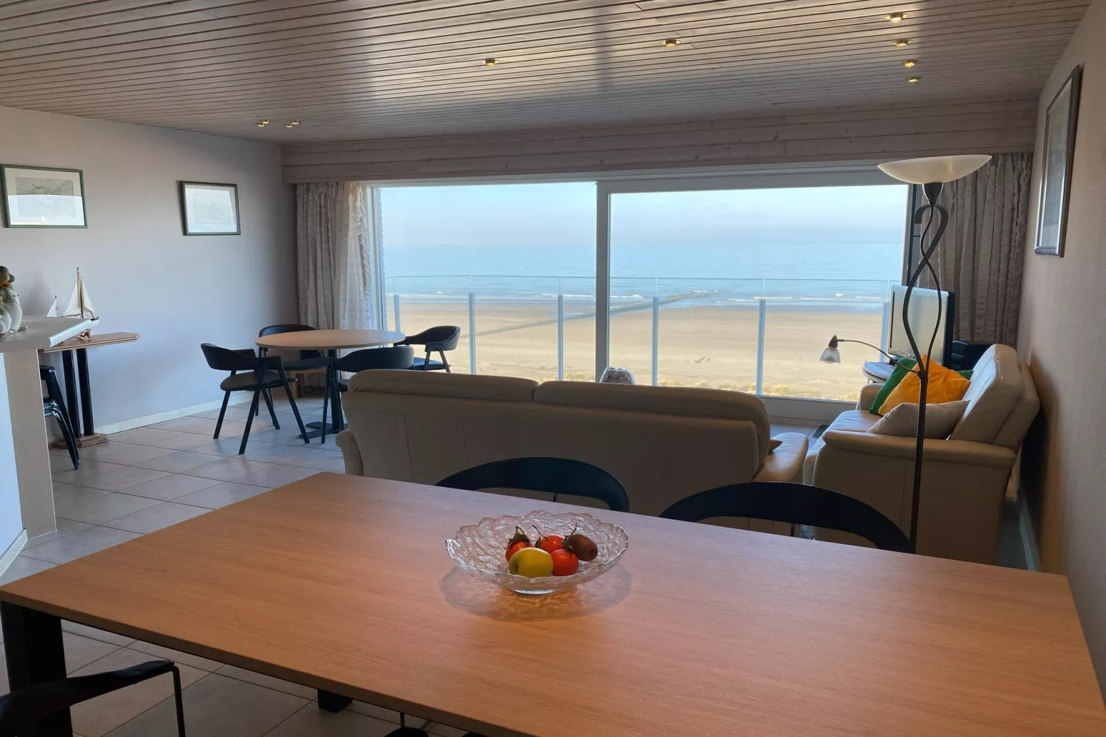 DE BRANDING 601-View summer