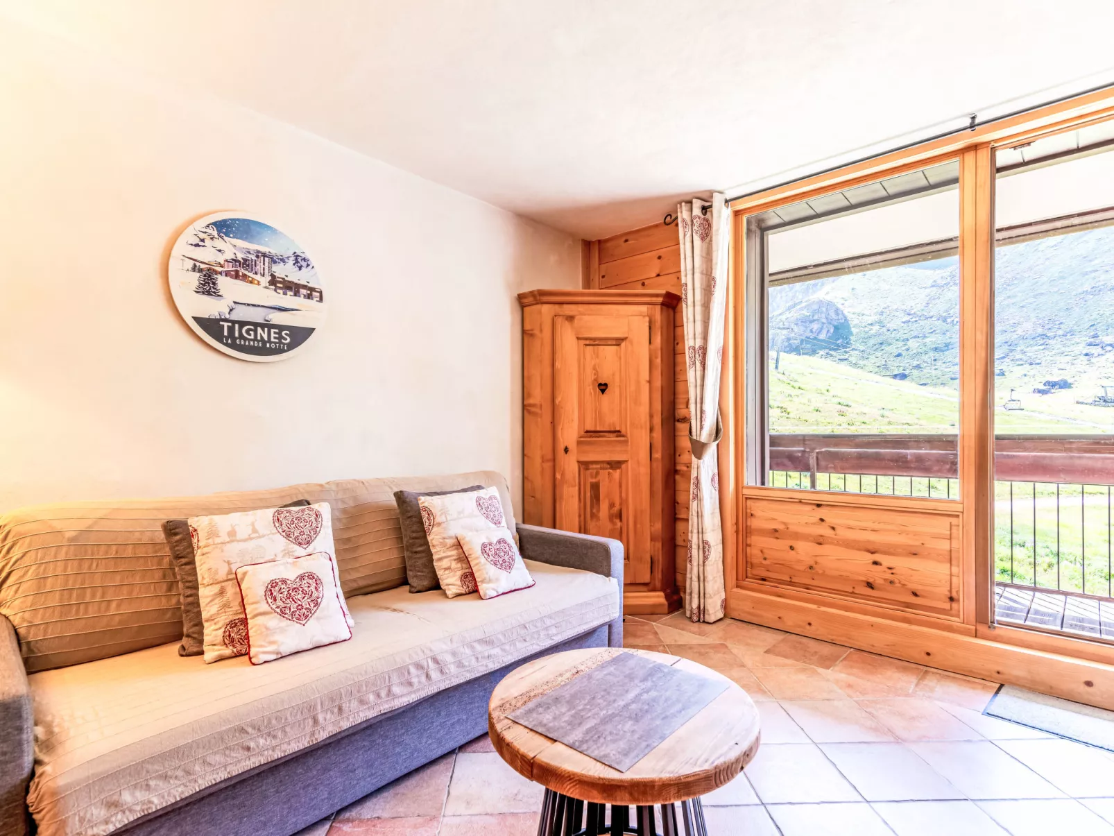 Les Tommeuses (Val Claret)-Inside
