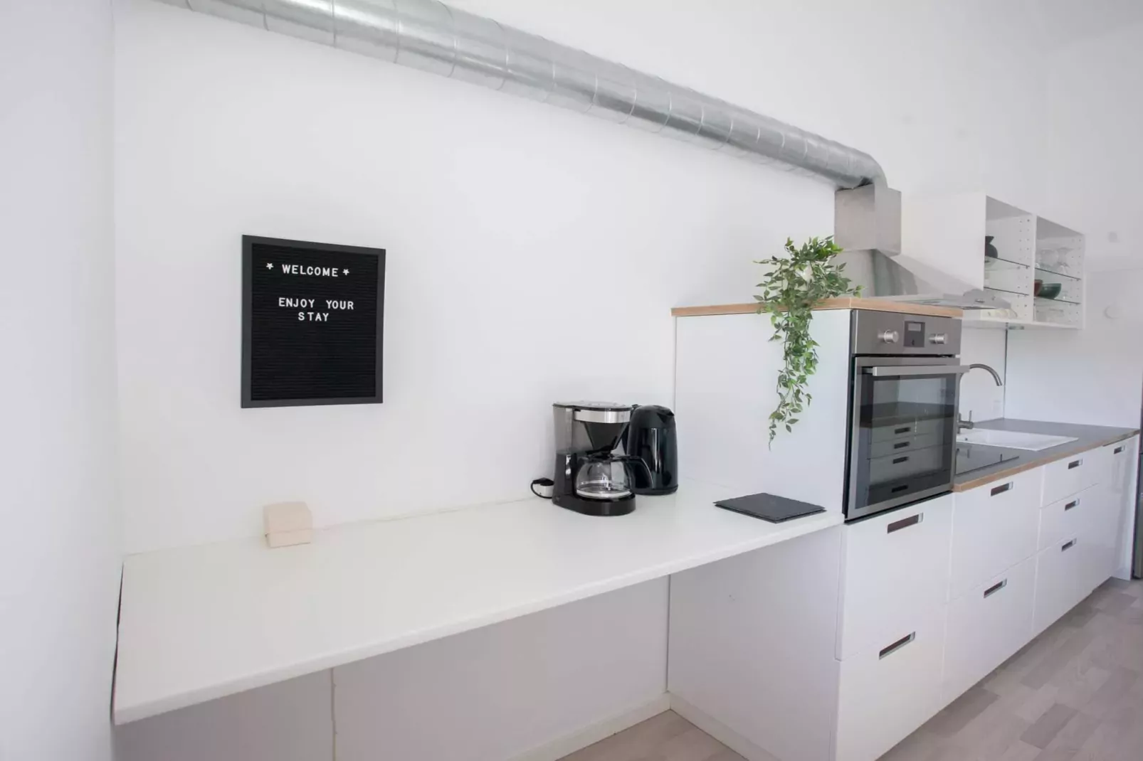 Bright Apt near City Park - By Traum Ferienwohnungen-Indoor