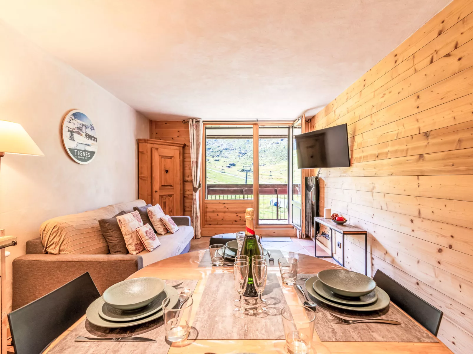 Les Tommeuses (Val Claret)-Inside