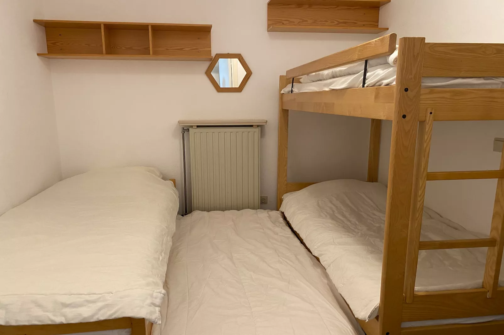 SUNFLOWER 204-Bedroom