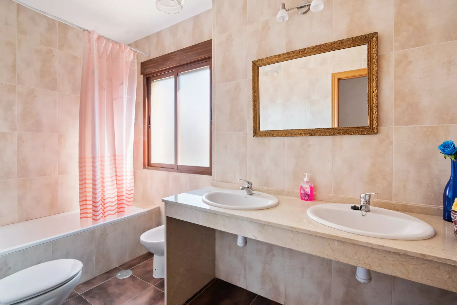Bienservida-Bathroom
