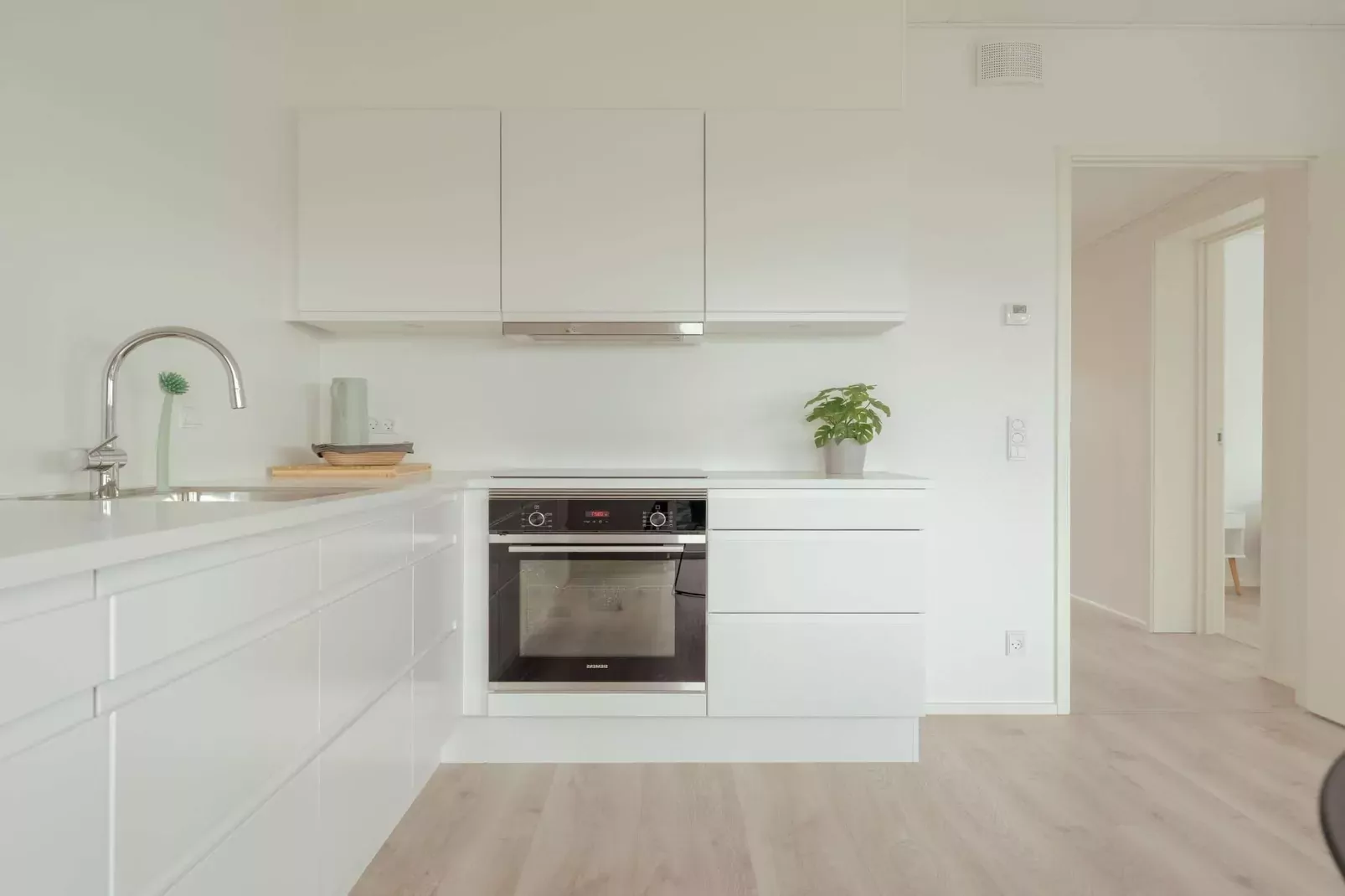 Sea-view apartment in prime area-Indoor