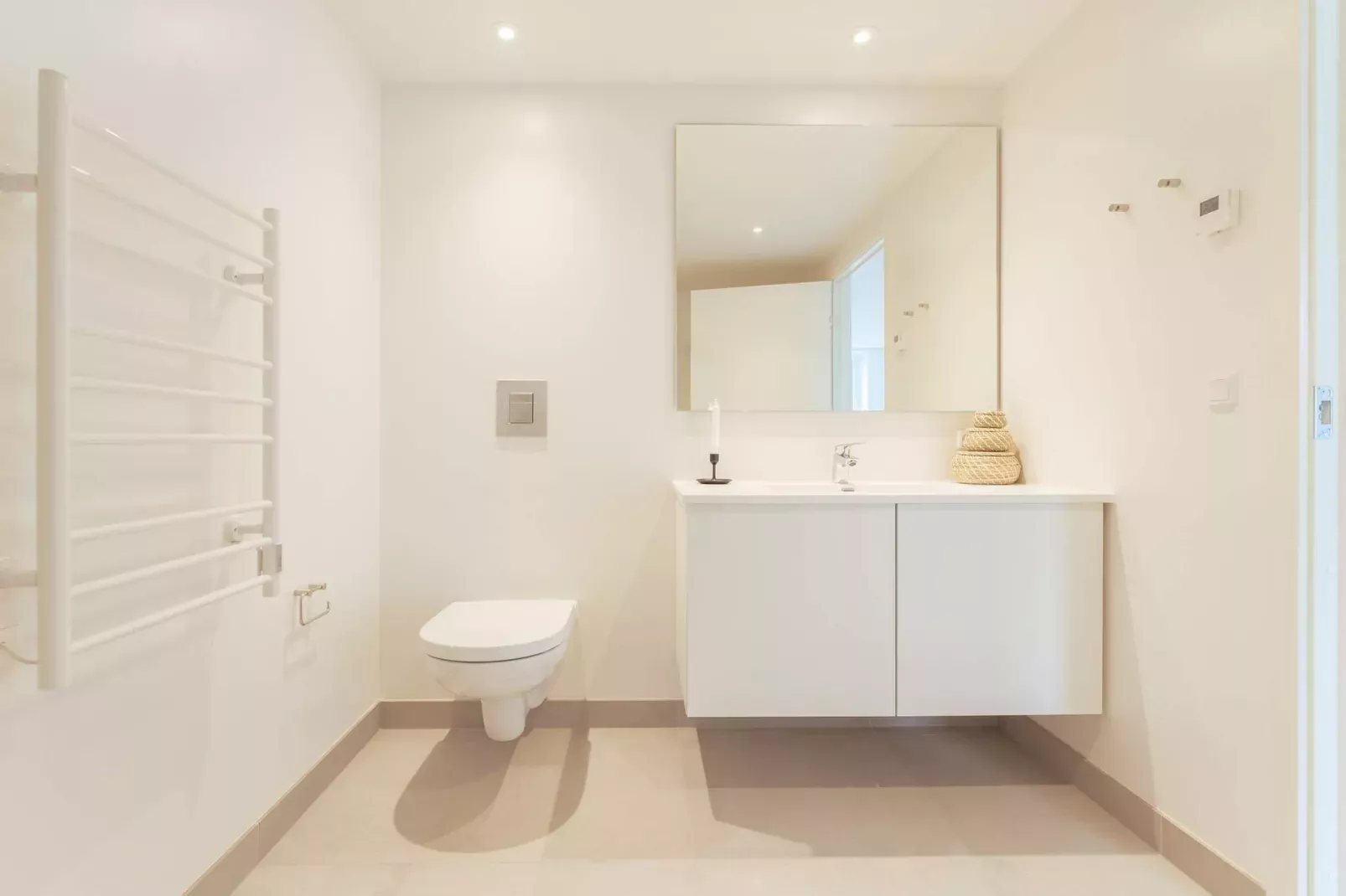 Sea-view apartment in prime area-Indoor