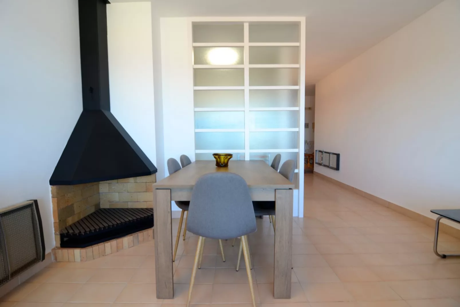 PUIG PADRO 4 1-1-Living room