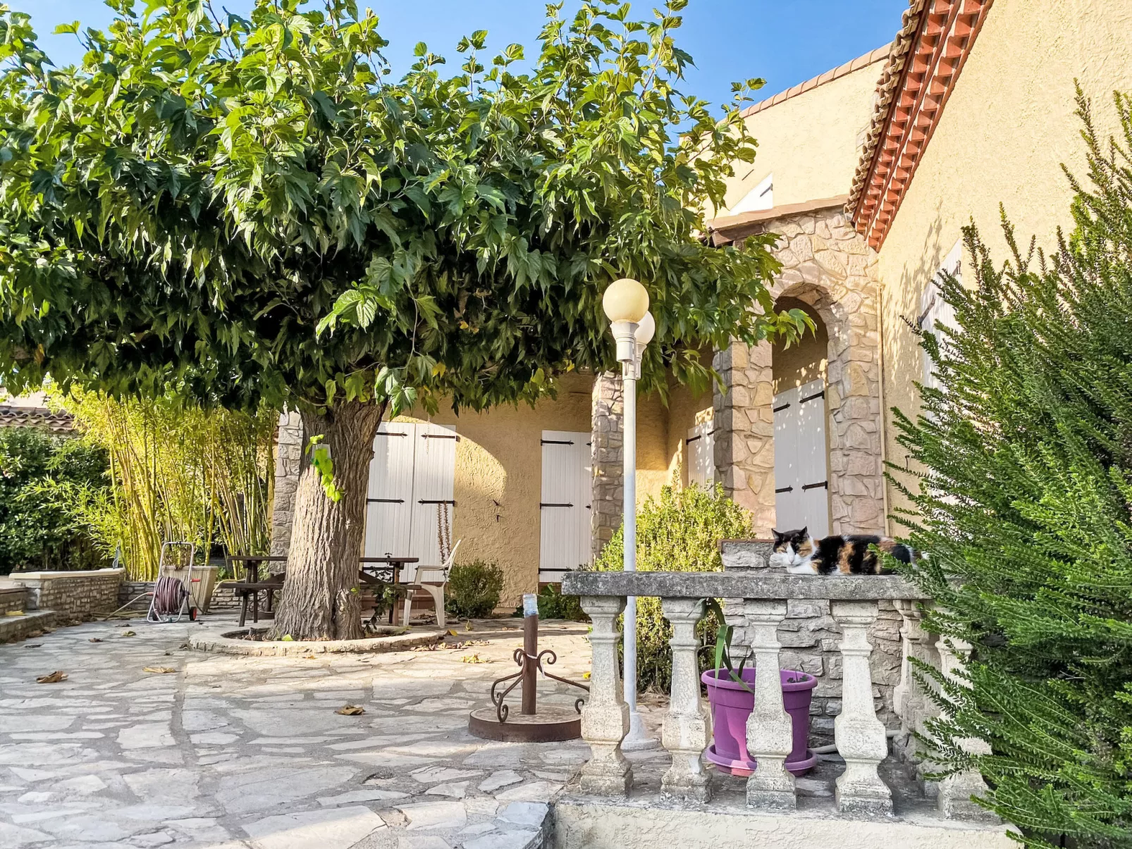 La Bastide de la Cigale-Outside