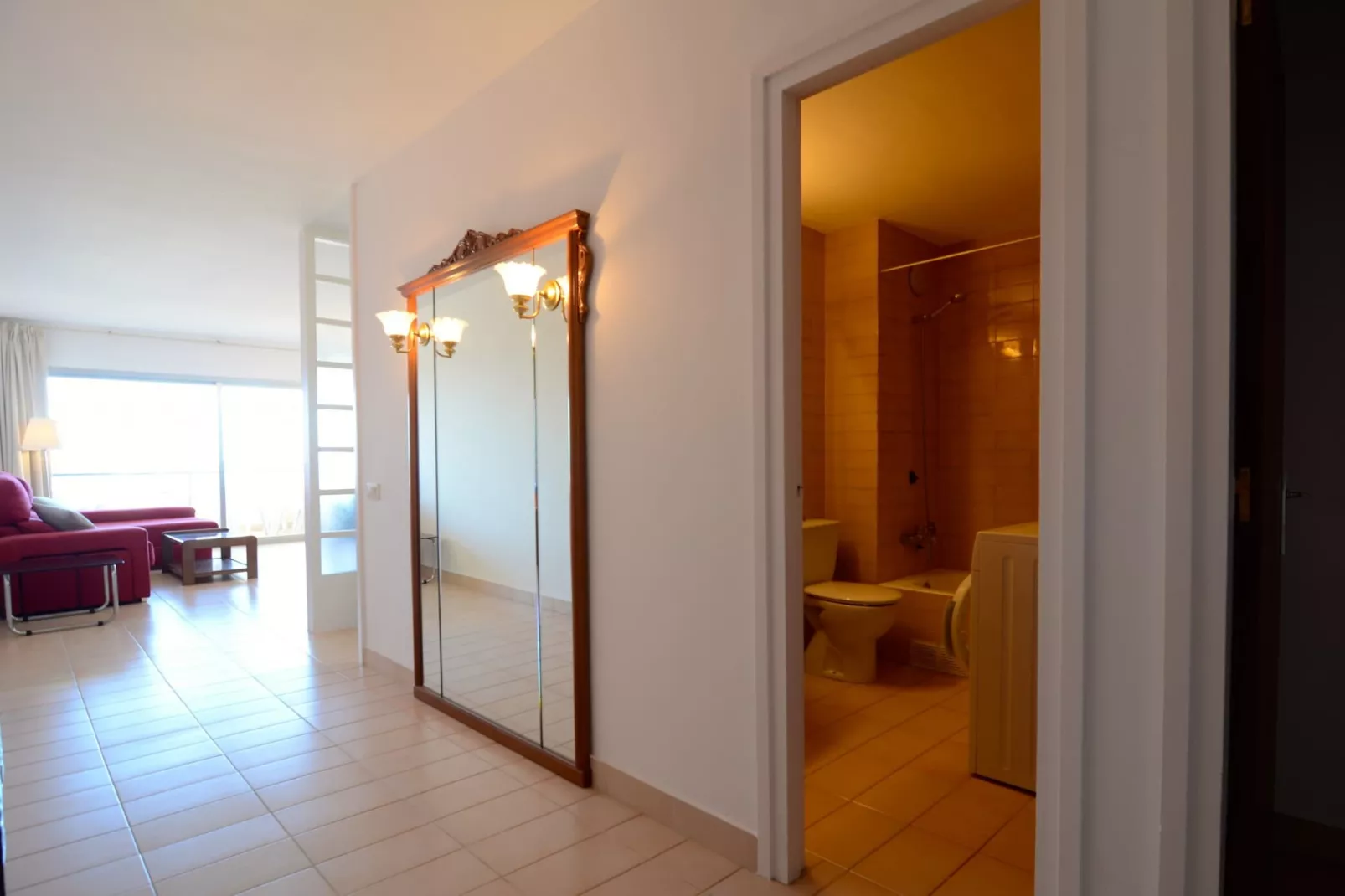 PUIG PADRO 4 1-1-Bathroom