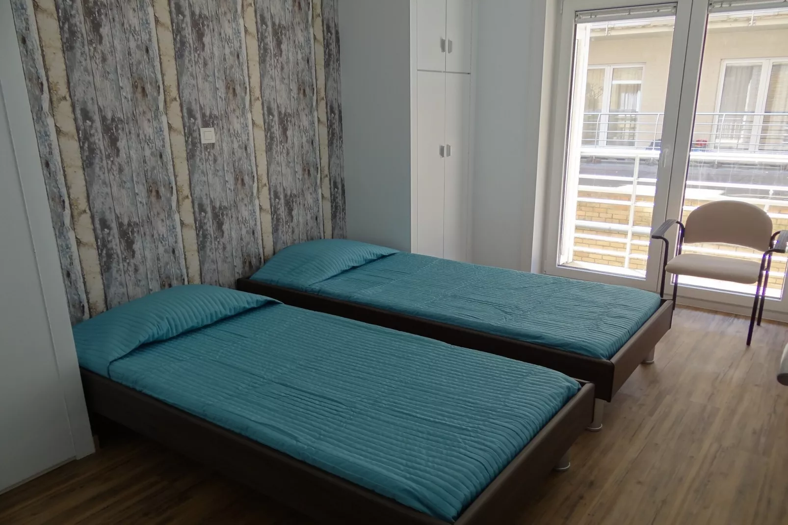VELASQUEZ 103-Bedroom