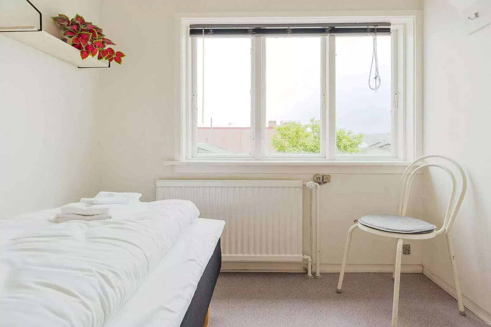 Zentrale Oase in Torshavn -- By Traum Ferienwohnungen-Innen