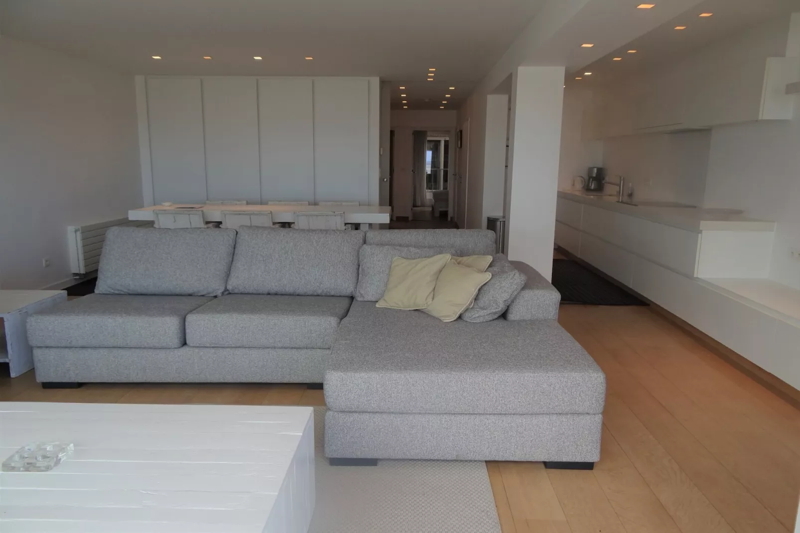 SUN BEACH I-Living room