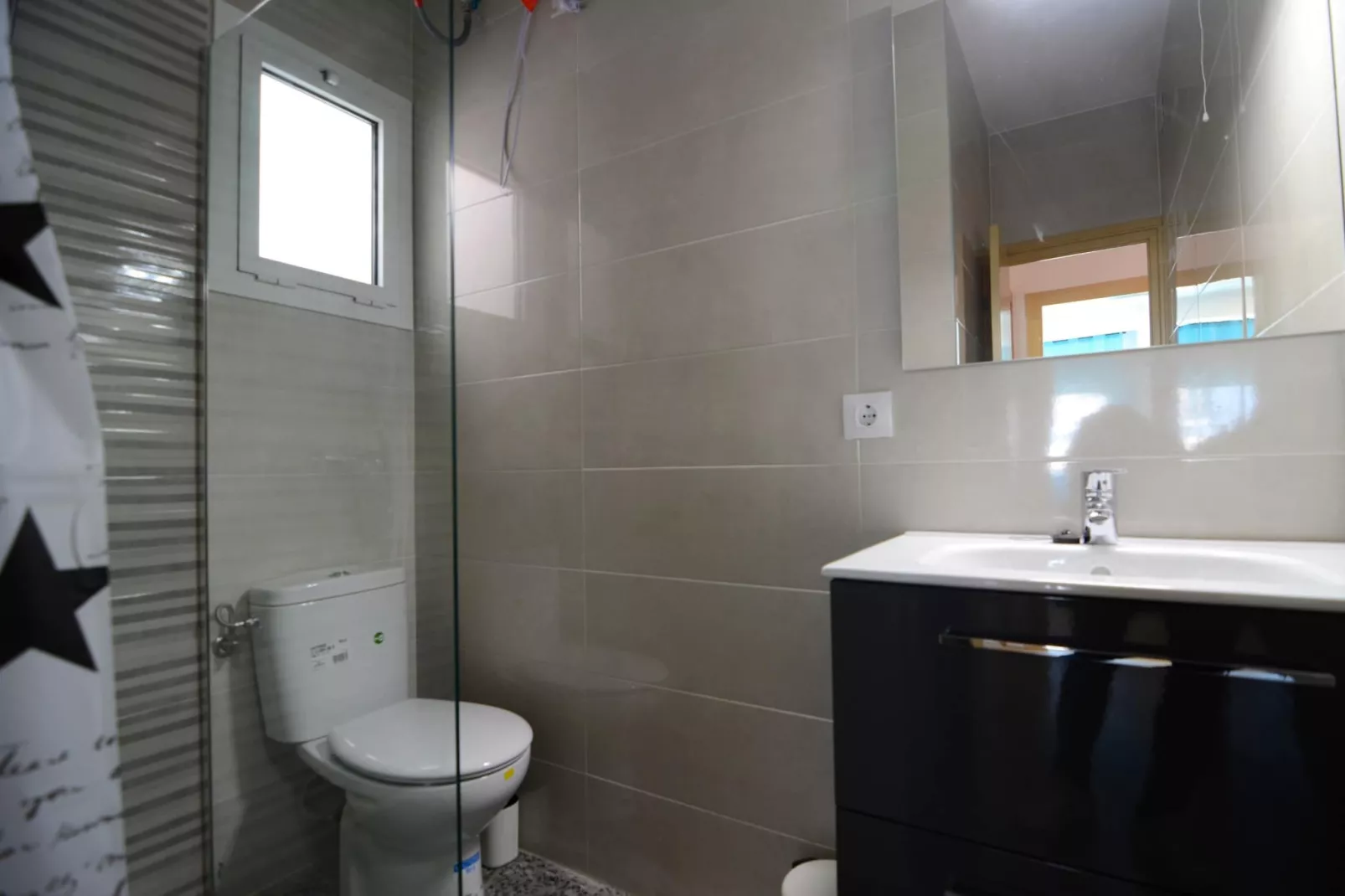 AVE MARIA 3-Bathroom