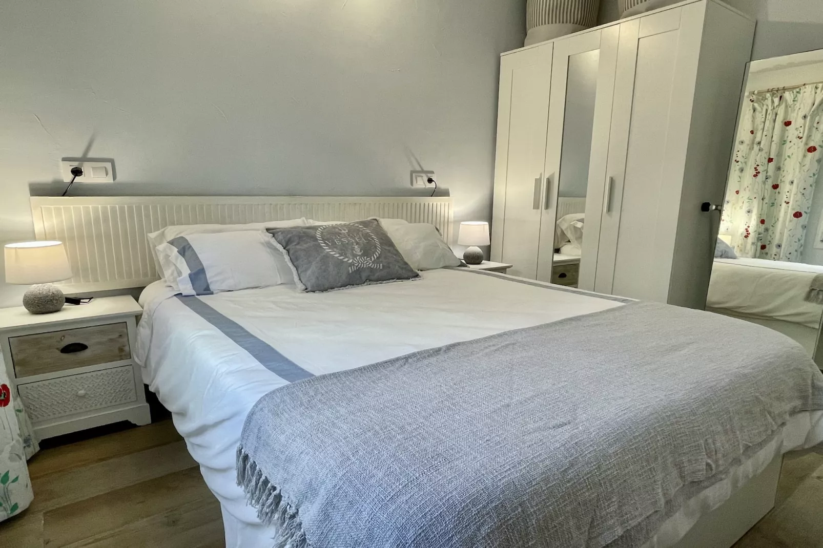 ANDROMEDA-Bedroom