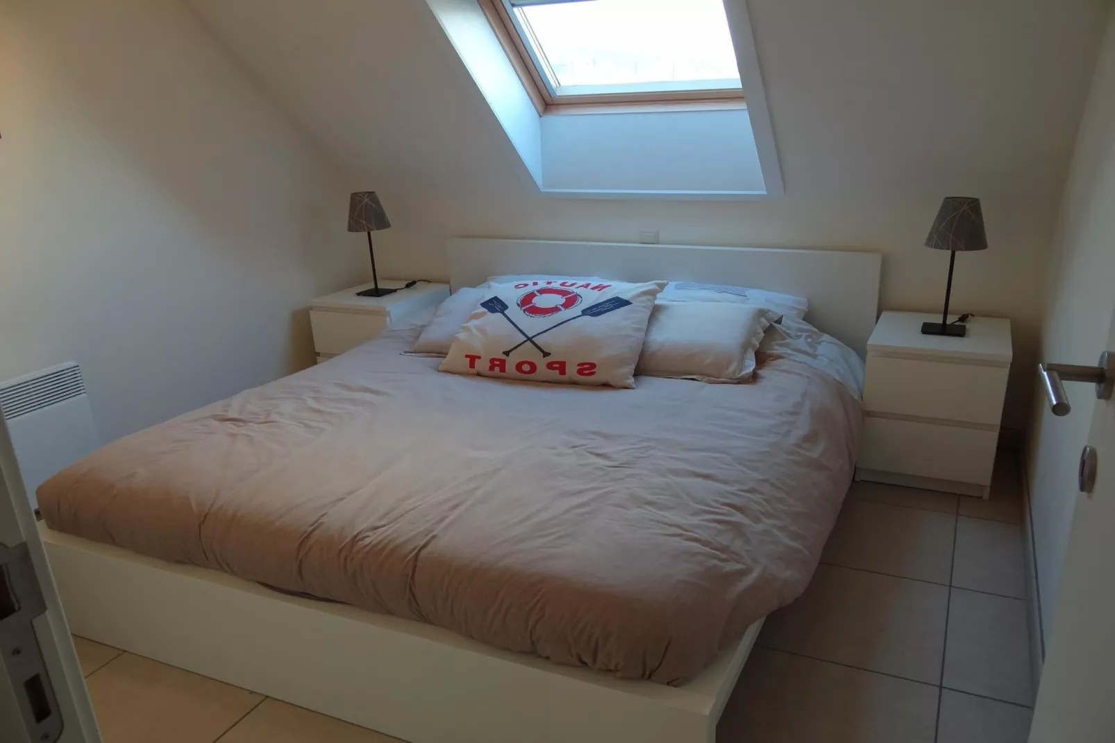 GAUDI 504-Bedroom