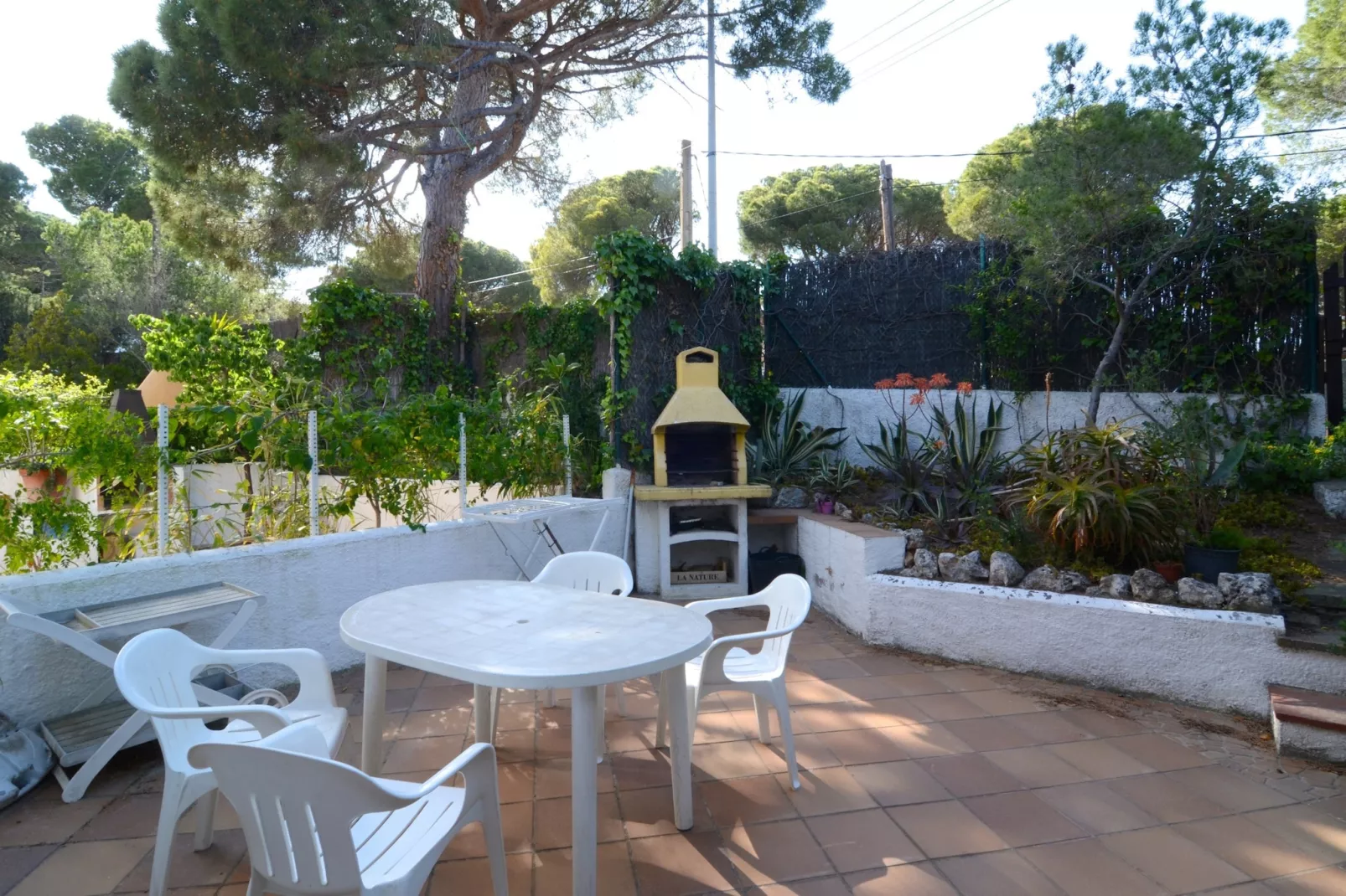 PLAÇA DELS POUS 14-Terrace balcony