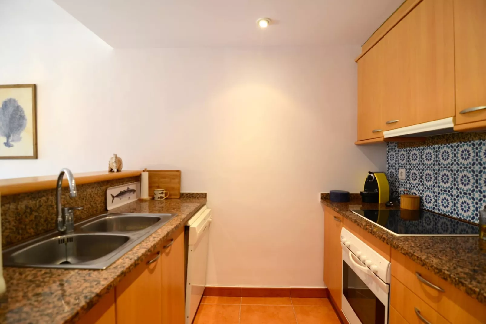 GREEN MAR F 104-Kitchen