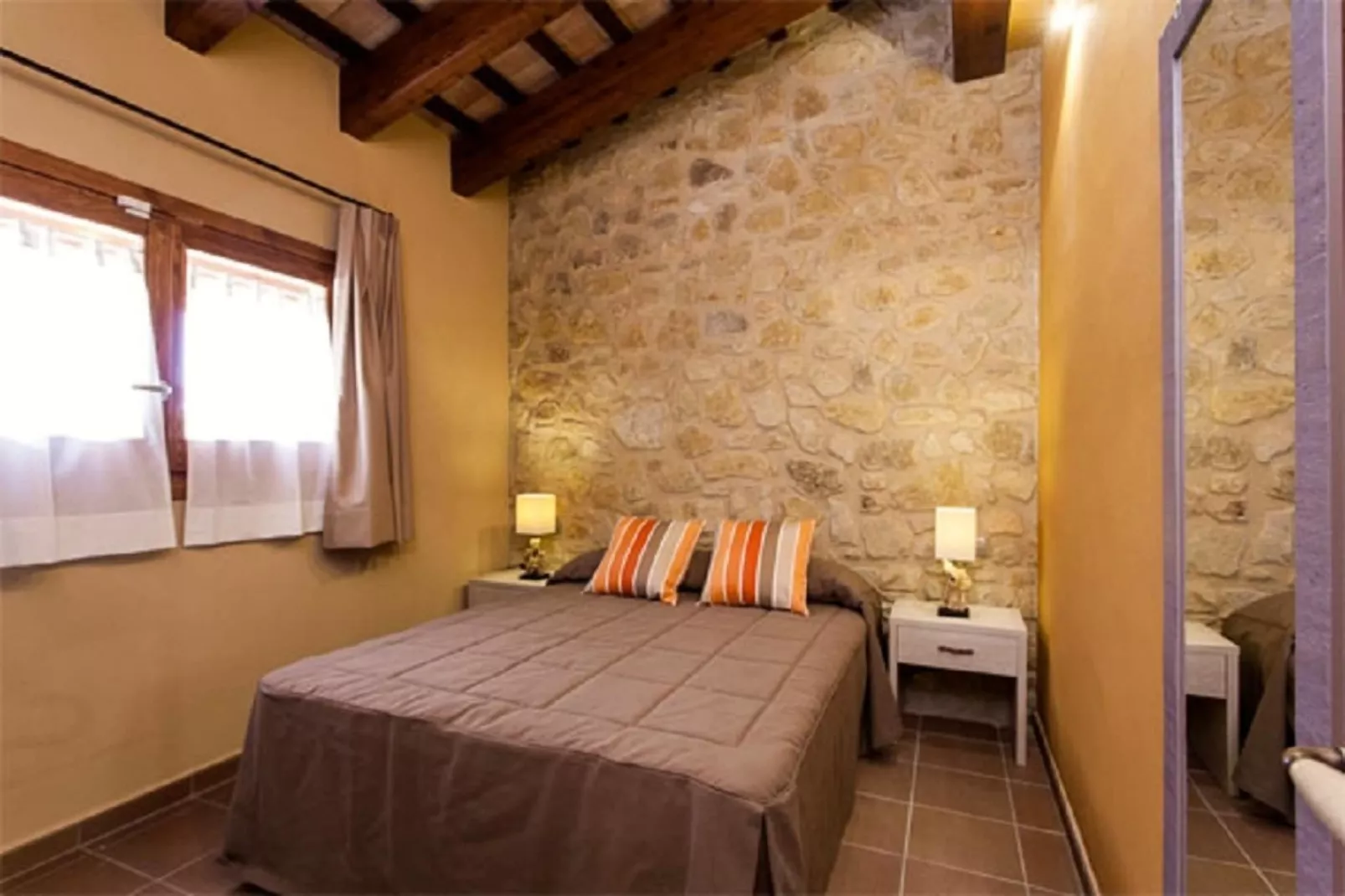 PETIT PALS 103 - LLAFRANC-Bedroom