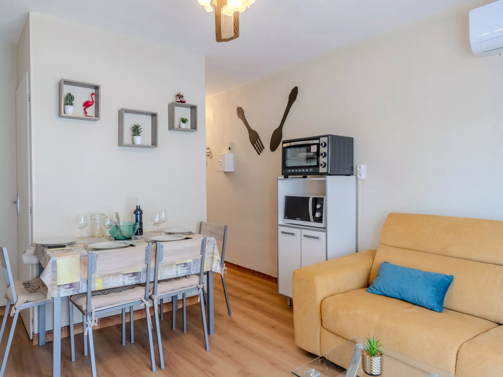 L'appartement des fleurs-Inside