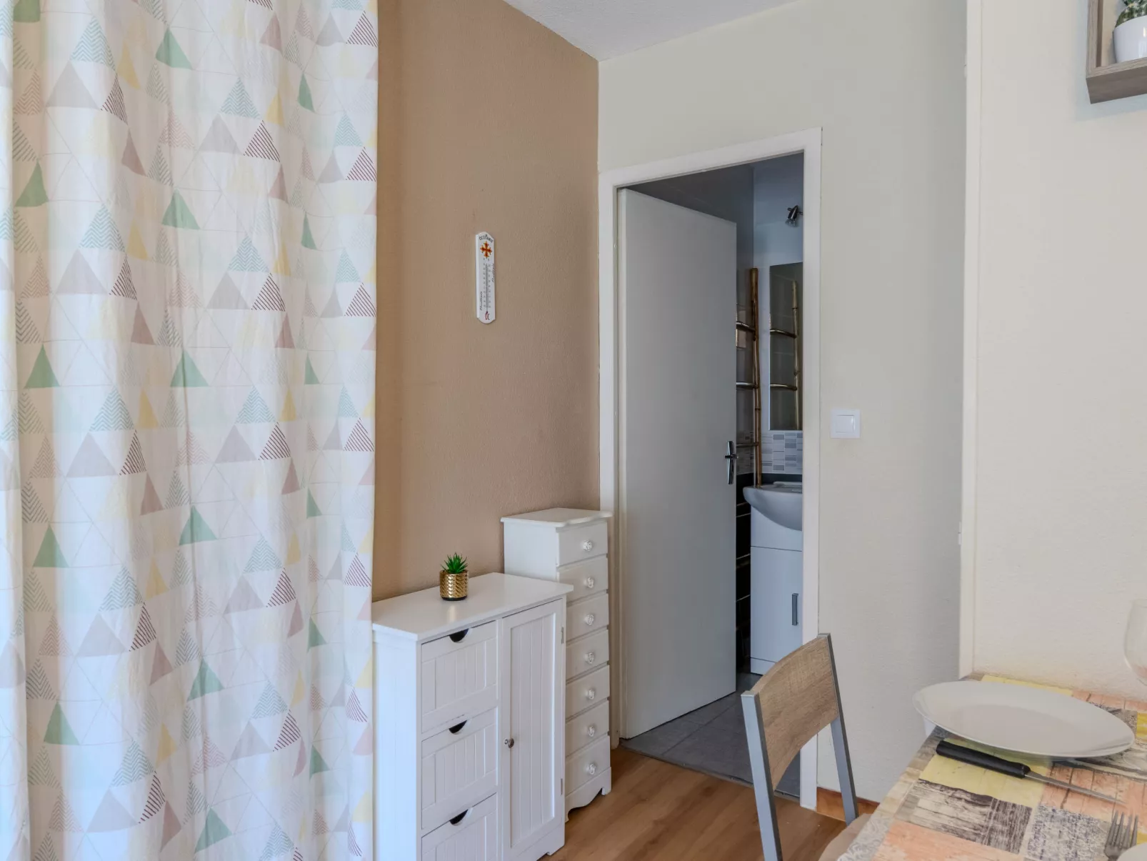 L'appartement des fleurs-Inside