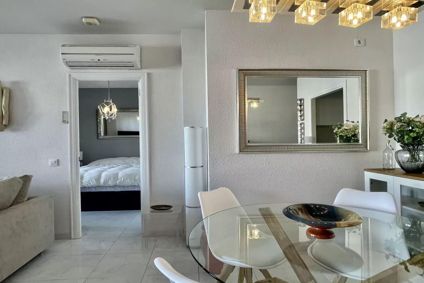 PUIG SA GUILLA I C B2-Esszimmer