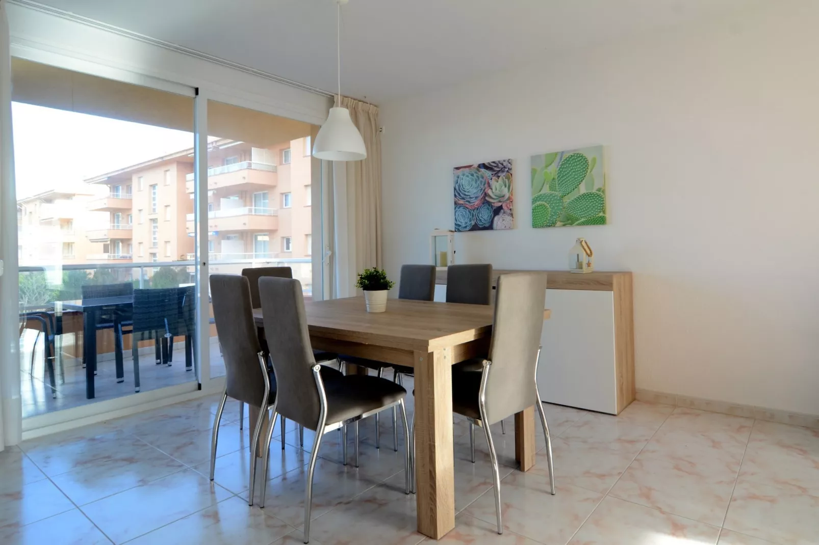 GOLF MAR II A 1-4-Dining room