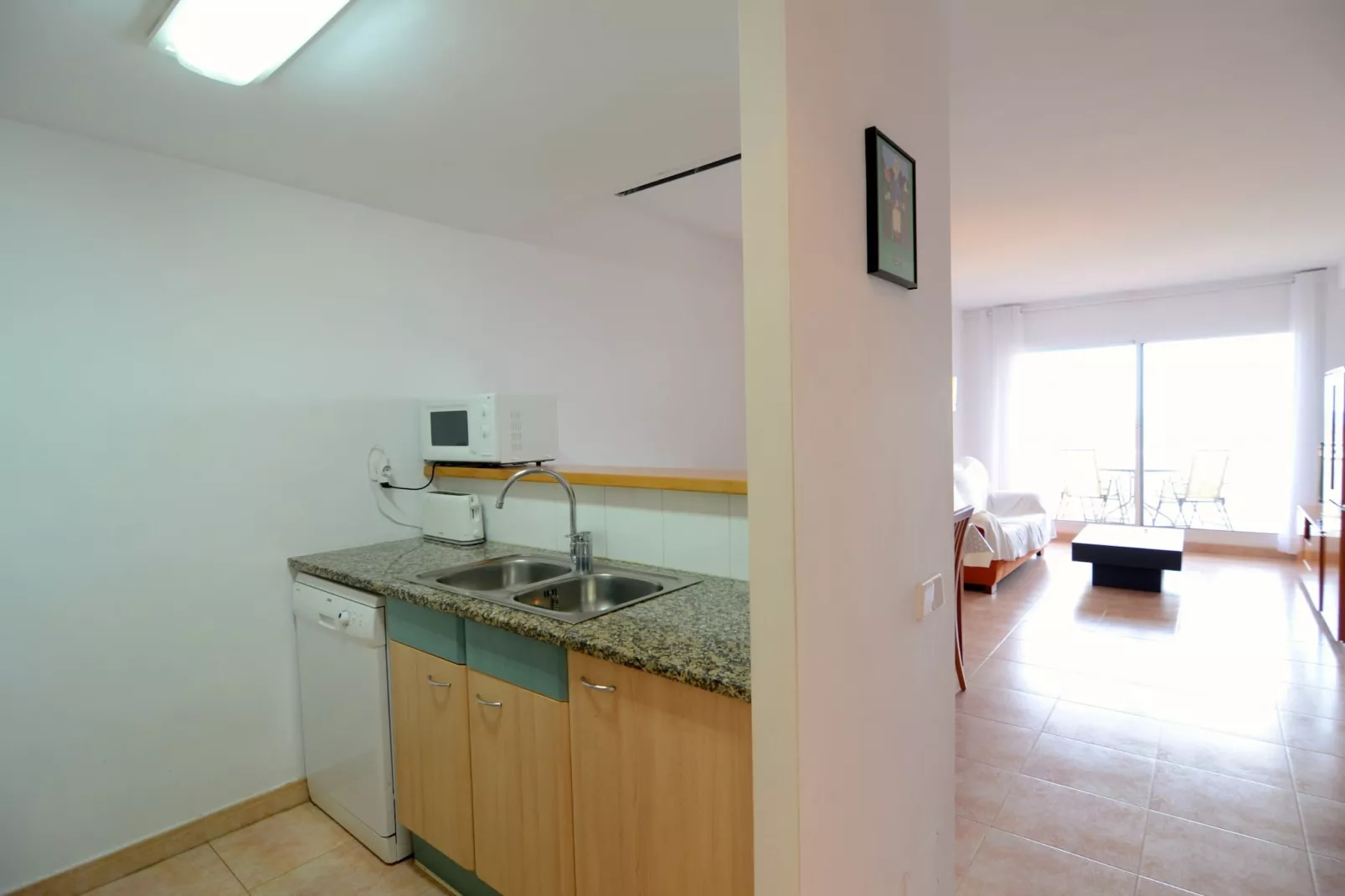 PORT PALS E 202-Kitchen
