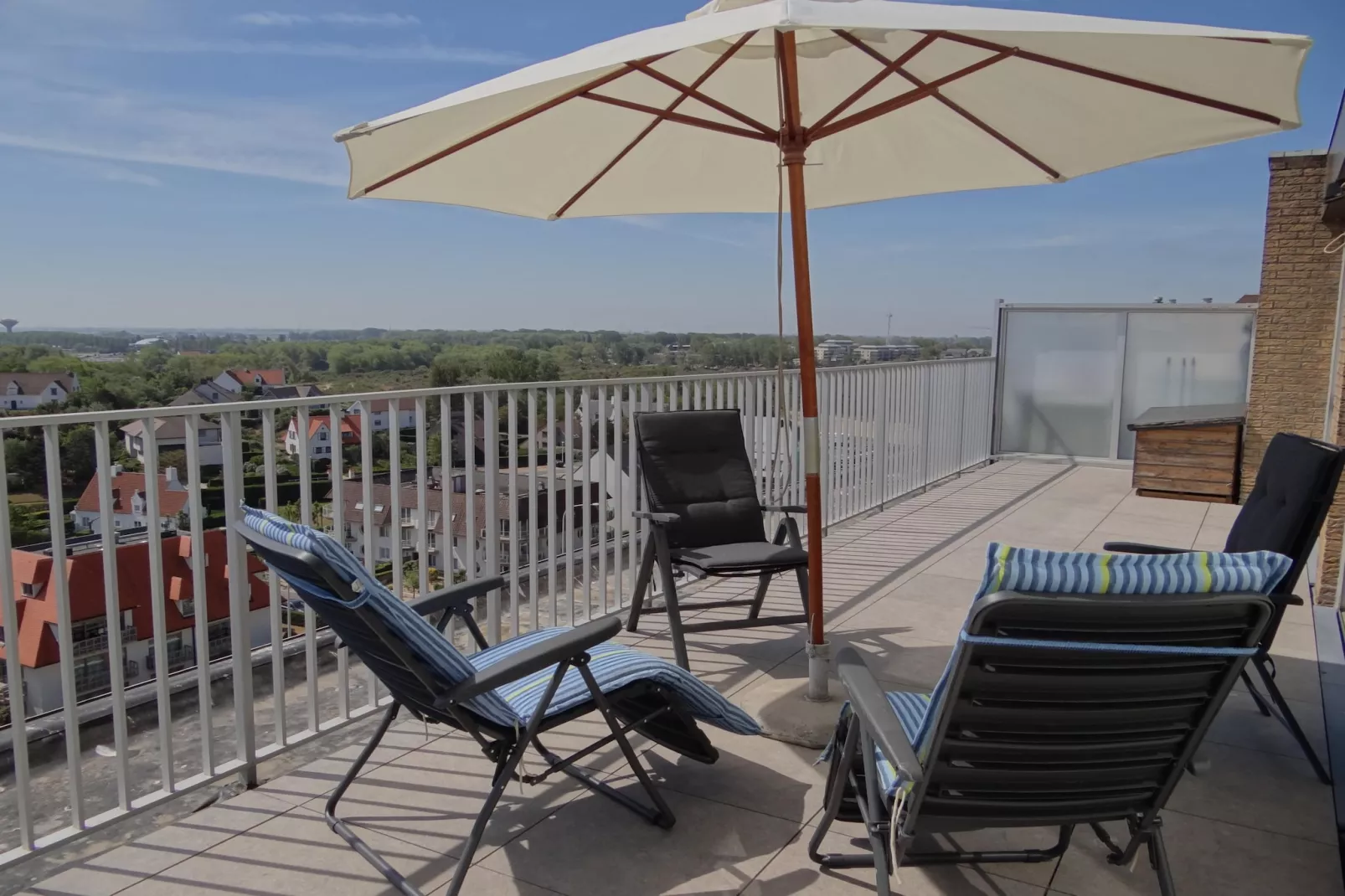 SANTHOOFT B/1002-Terrace balcony