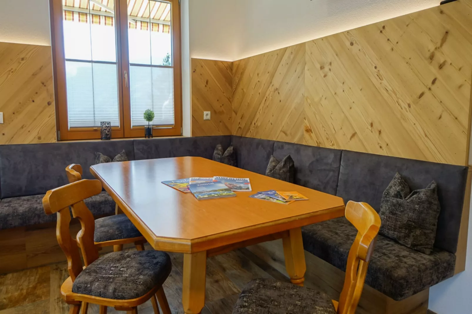 Gruppenhaus zur schönsten Aussicht-Living room