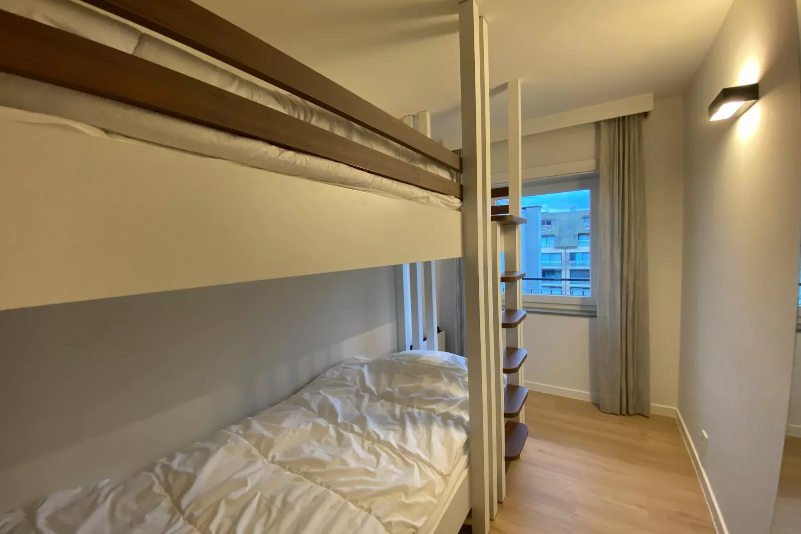 HORIZON 0501GAR-Bedroom