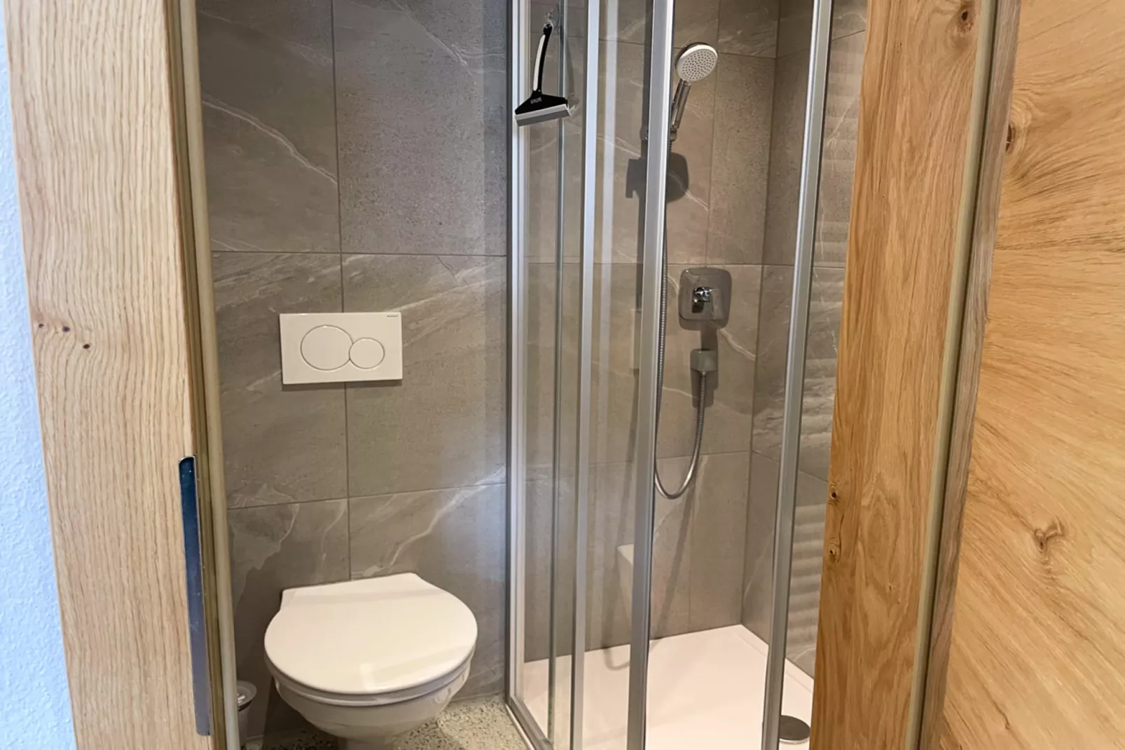 Gruppenhaus zur schönsten Aussicht-Bathroom