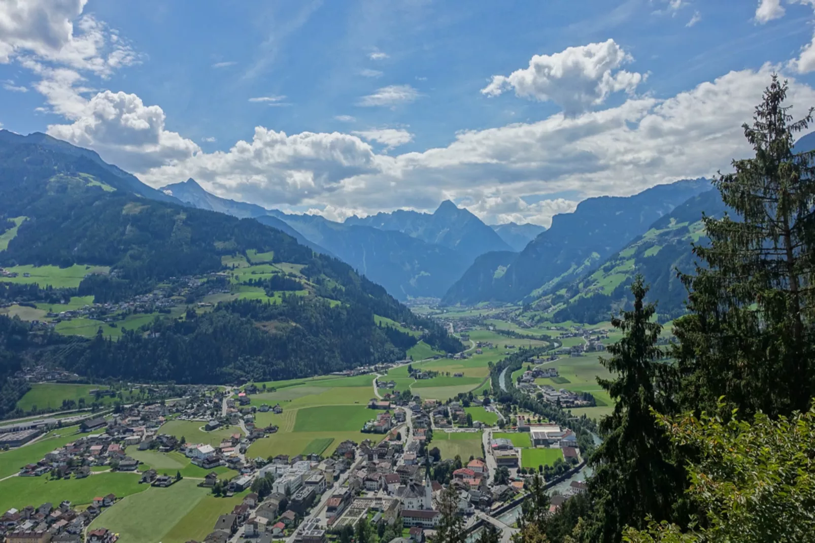 Gruppenhaus zur schönsten Aussicht-Areas summer 1km