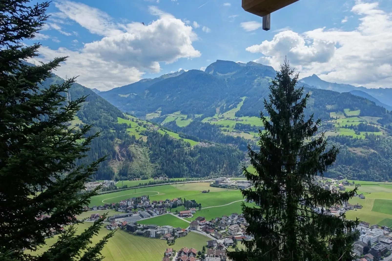 Gruppenhaus zur schönsten Aussicht-Areas summer 1km