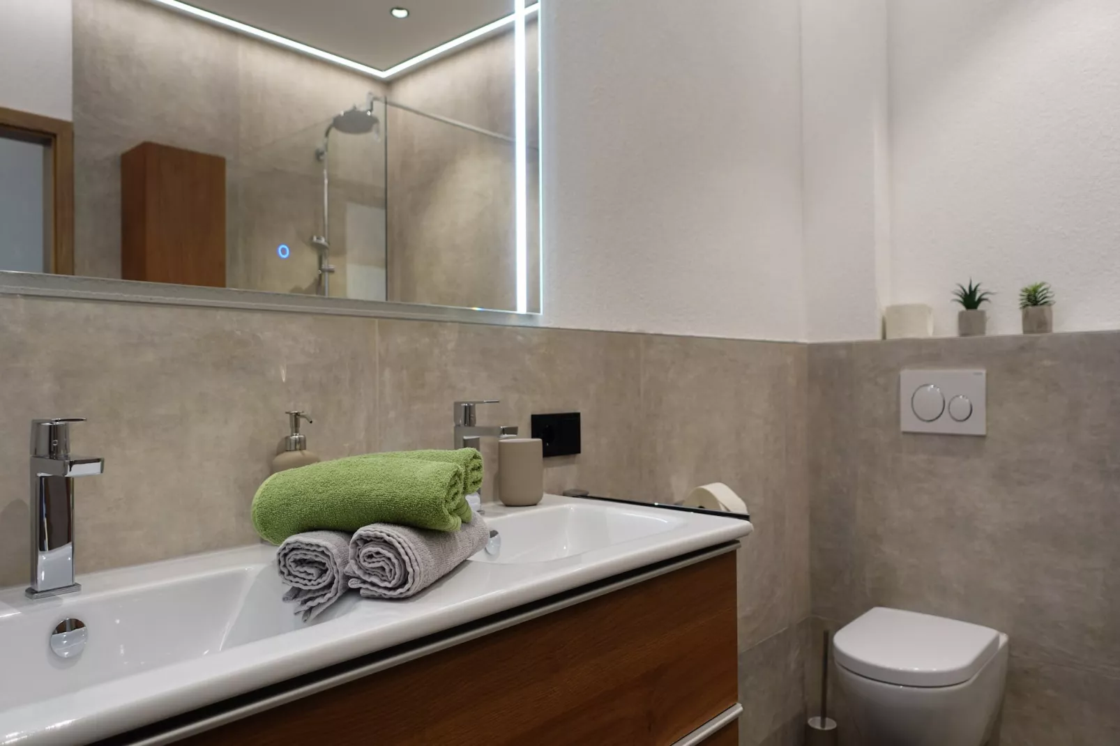 Panoramablick Kaunergrat-Bathroom
