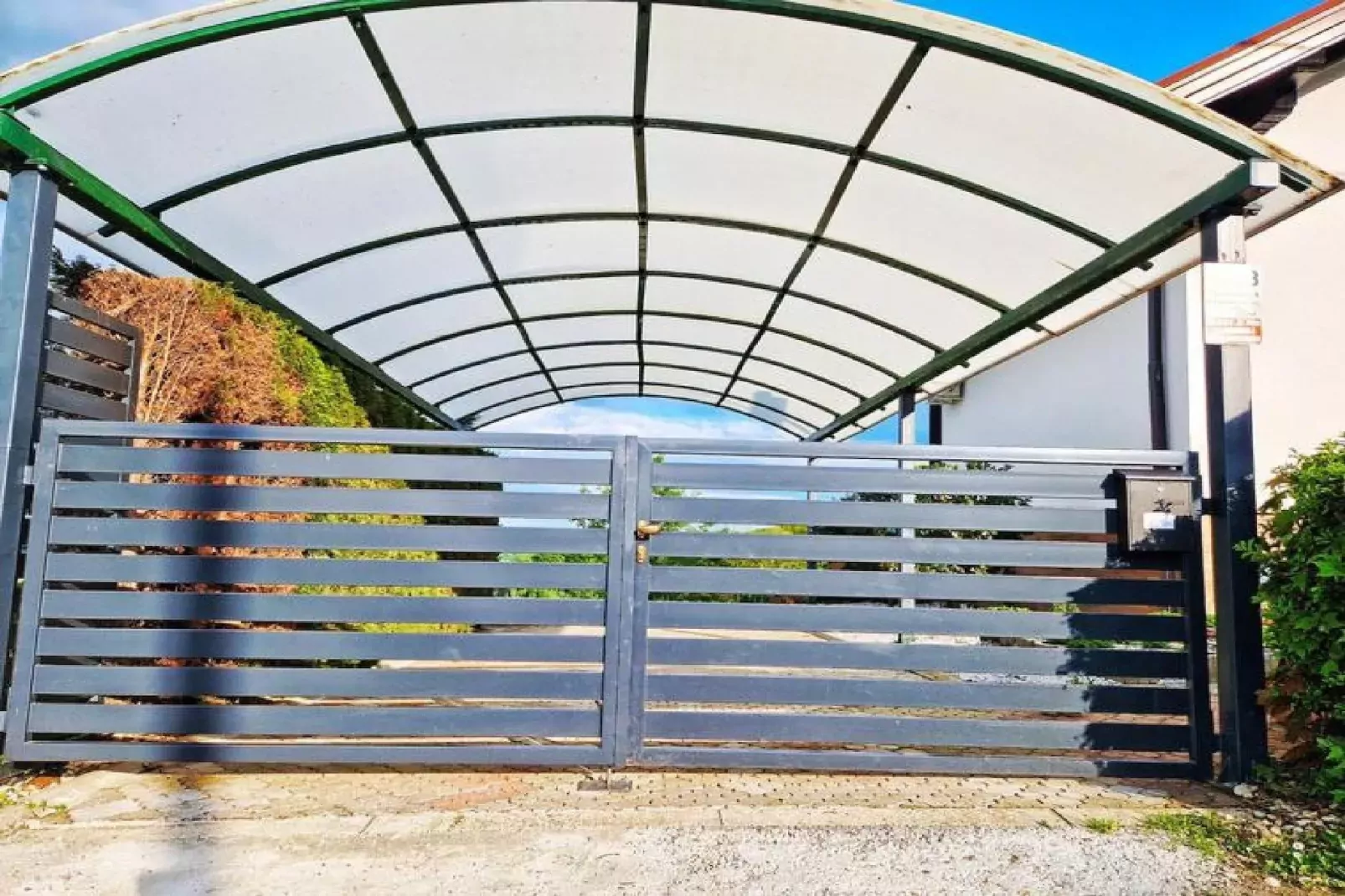 La Mia Storia - One Bedroom Holiday Home with Private Hot Tub-Parking