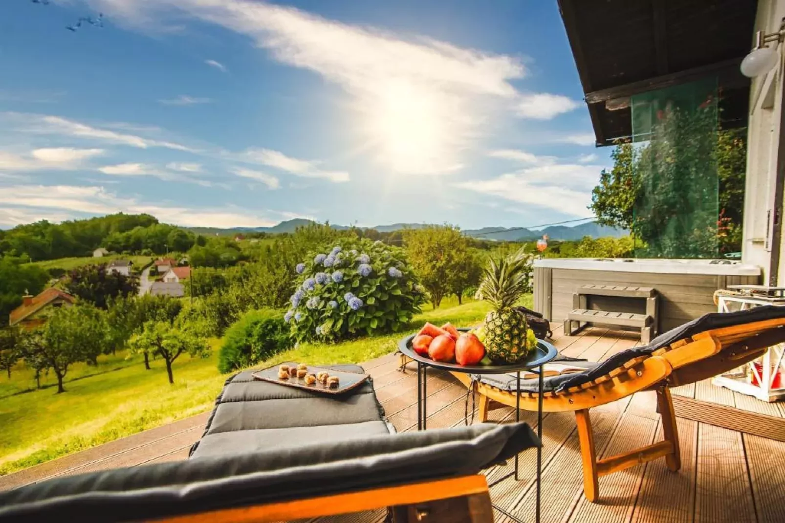 La Mia Storia - One Bedroom Holiday Home with Private Hot Tub-Terrace