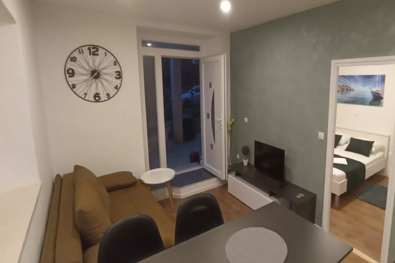 Apartments Baldo - One Bedroom Apartment with Terrace and Sea View-Living room