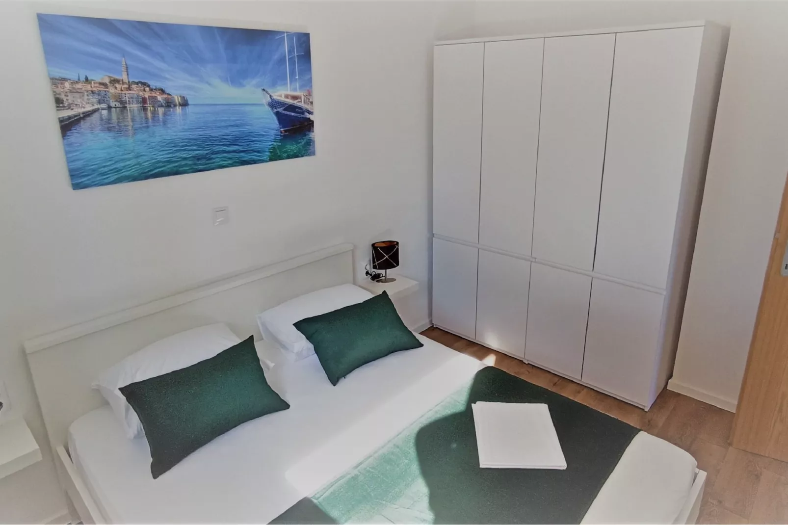 Apartments Baldo - One Bedroom Apartment with Terrace and Sea View-Bedroom