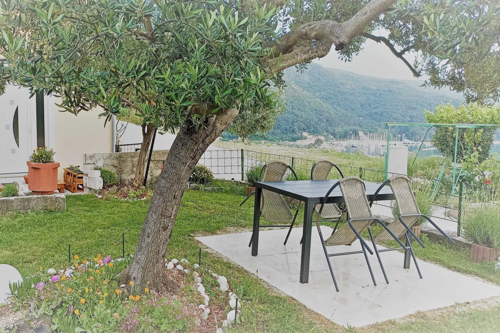 Apartments Baldo - One Bedroom Apartment with Terrace and Sea View-Terrace