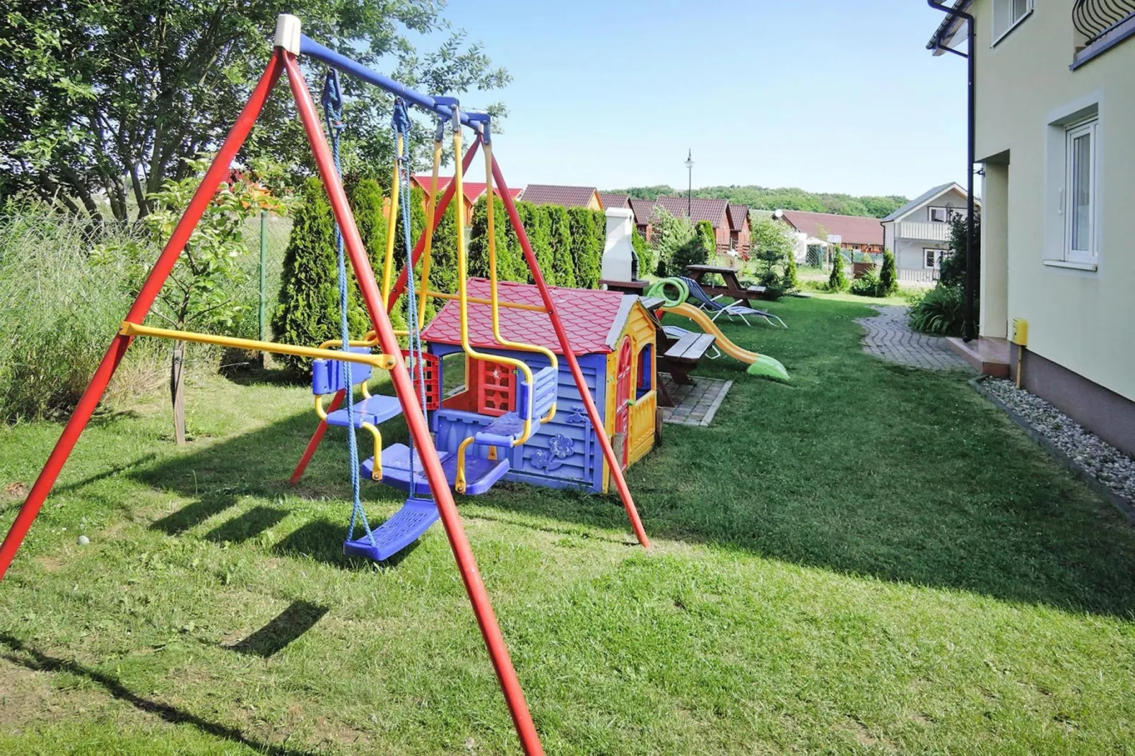 Holiday homes Rewal-50 qm Haus Daniel-Parkeinrichtungen