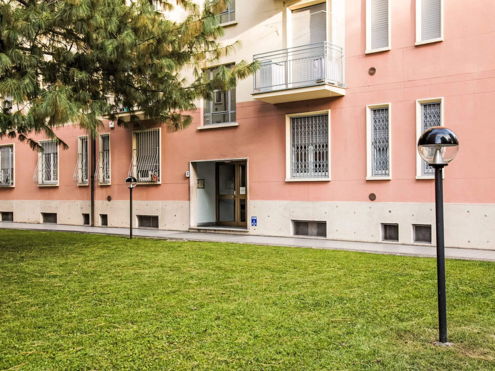 Suzzani Flat-Dehors