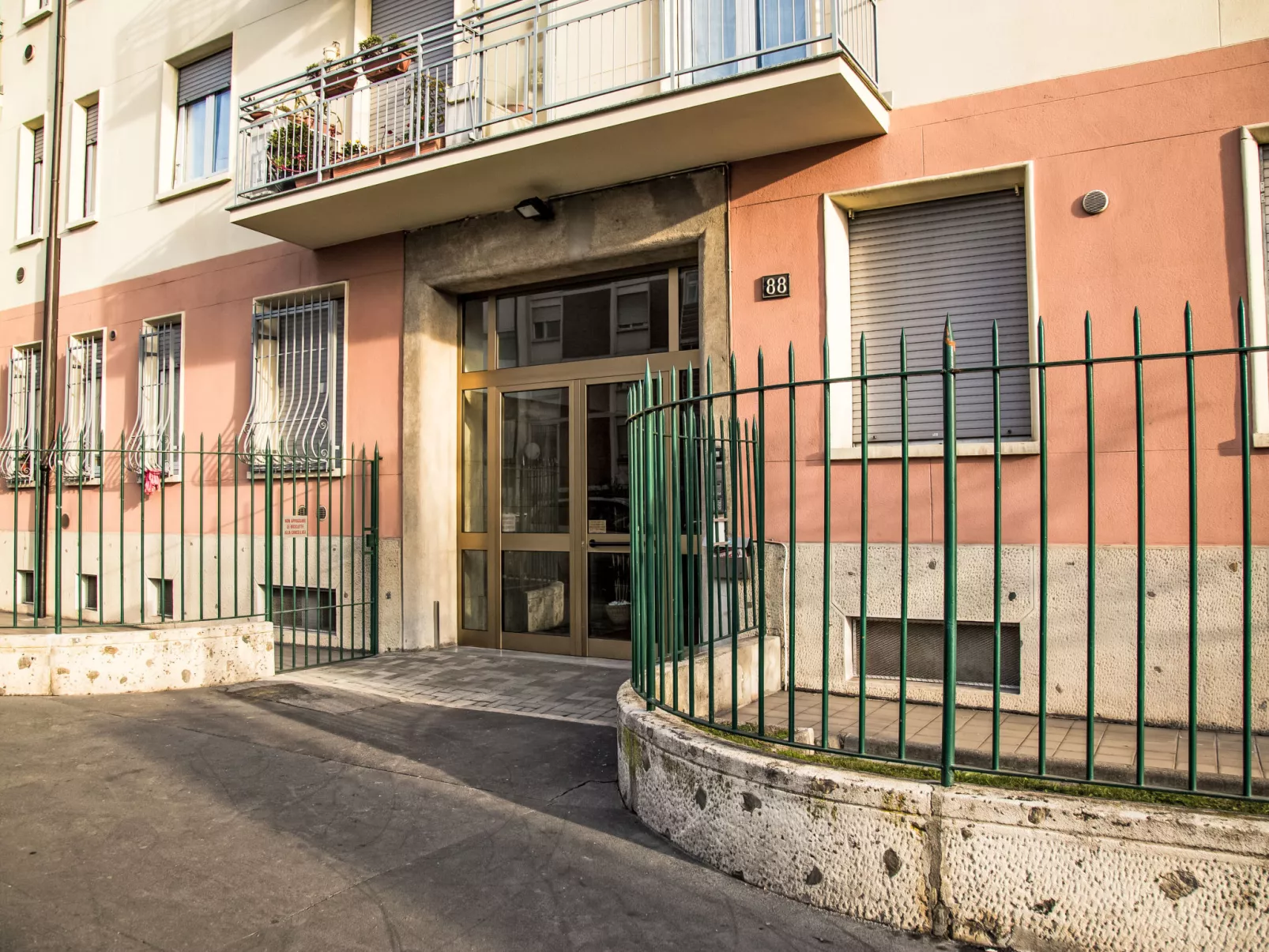 Suzzani Flat-Dehors