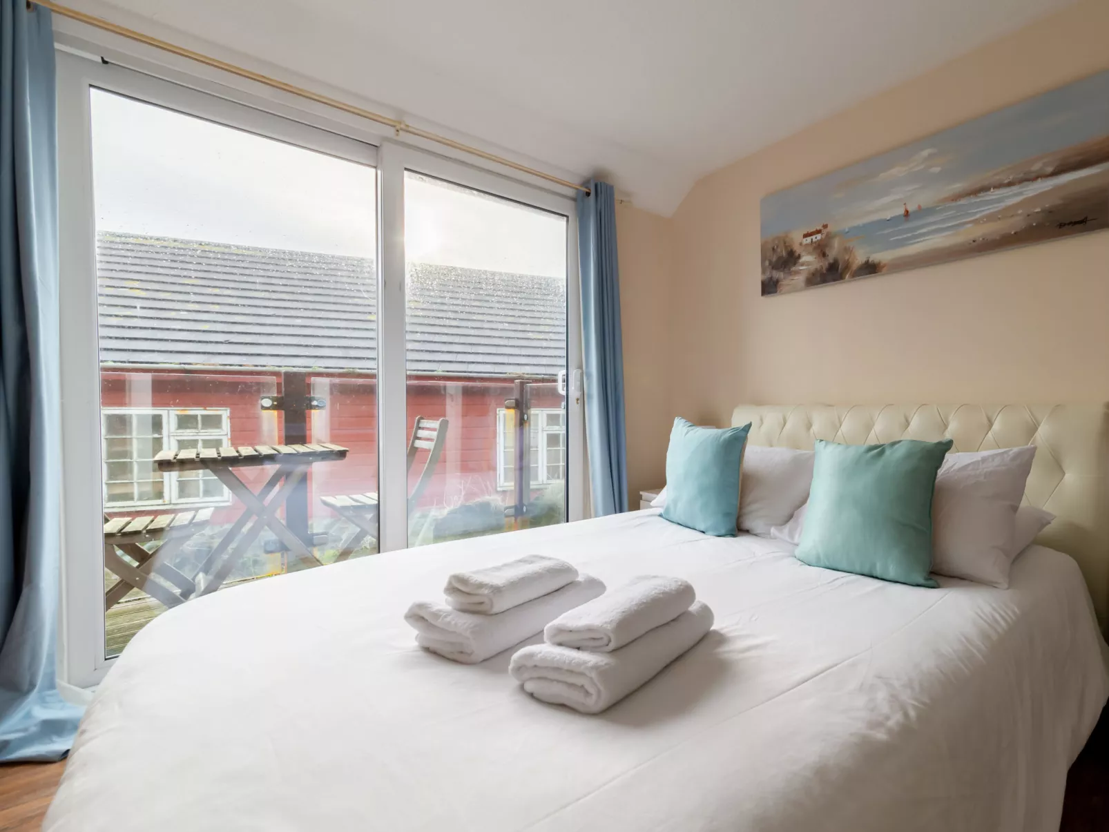 Harbourside Hideaway-Dedans